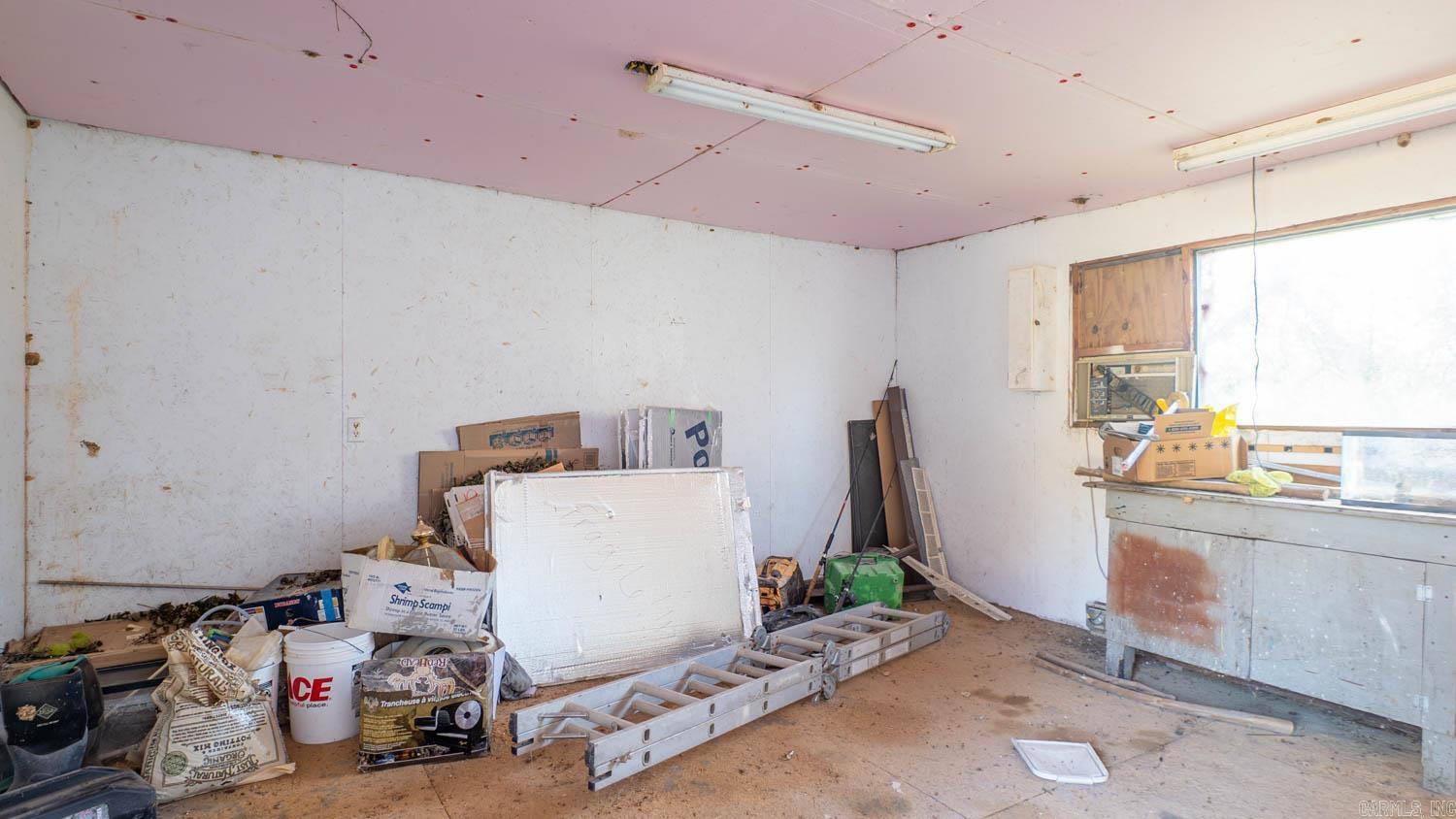 3507 County Road 232  Thayer, MO