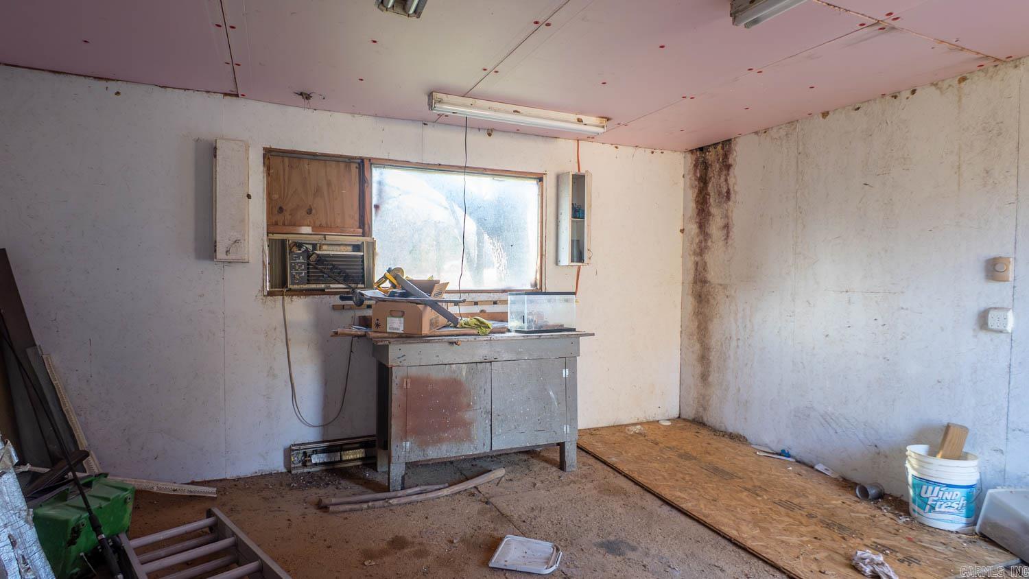 3507 County Road 232  Thayer, MO