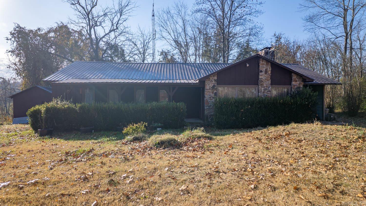 3507 County Road 232  Thayer, MO