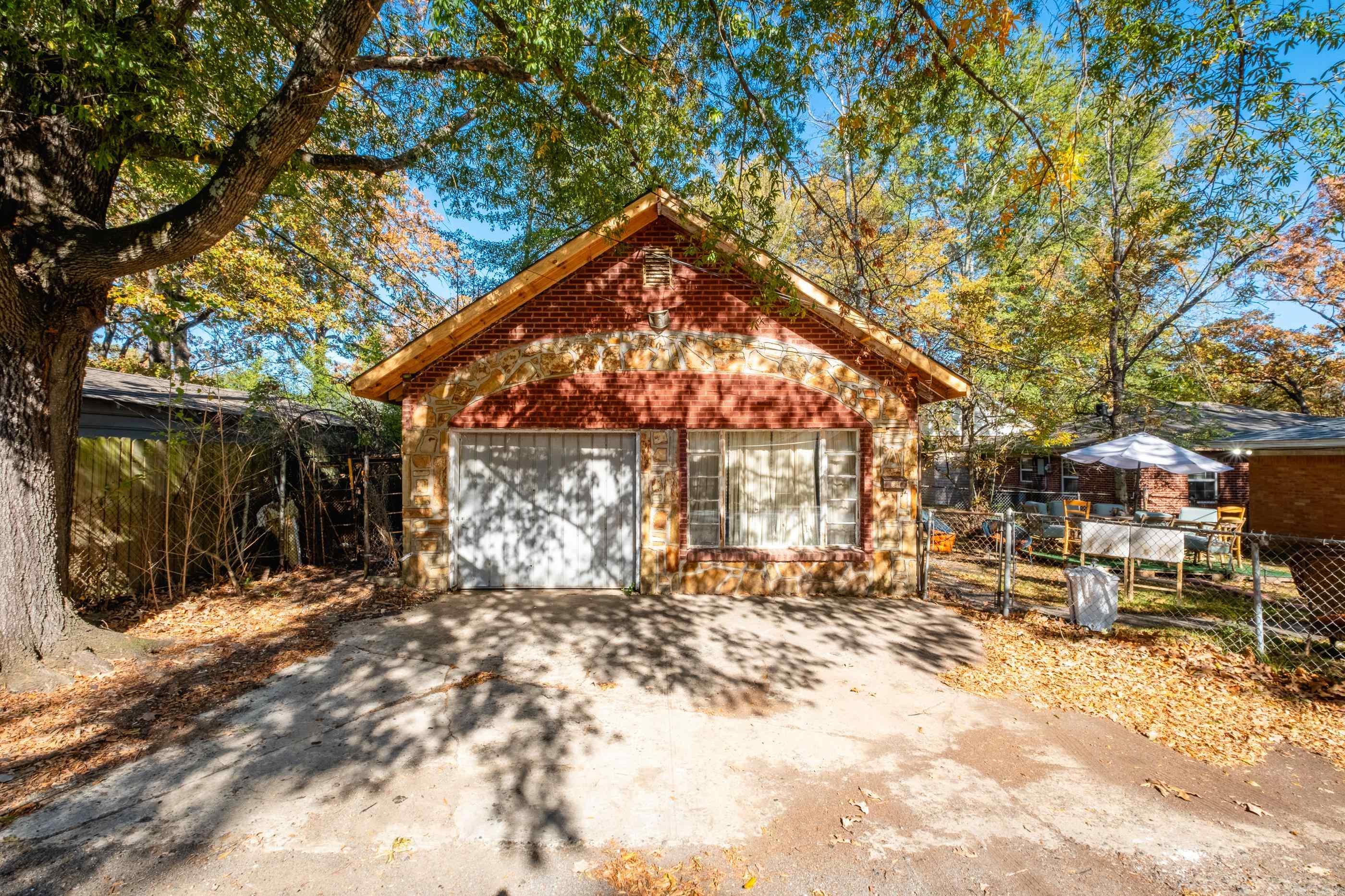 1520 S Taylor  Little Rock, AR