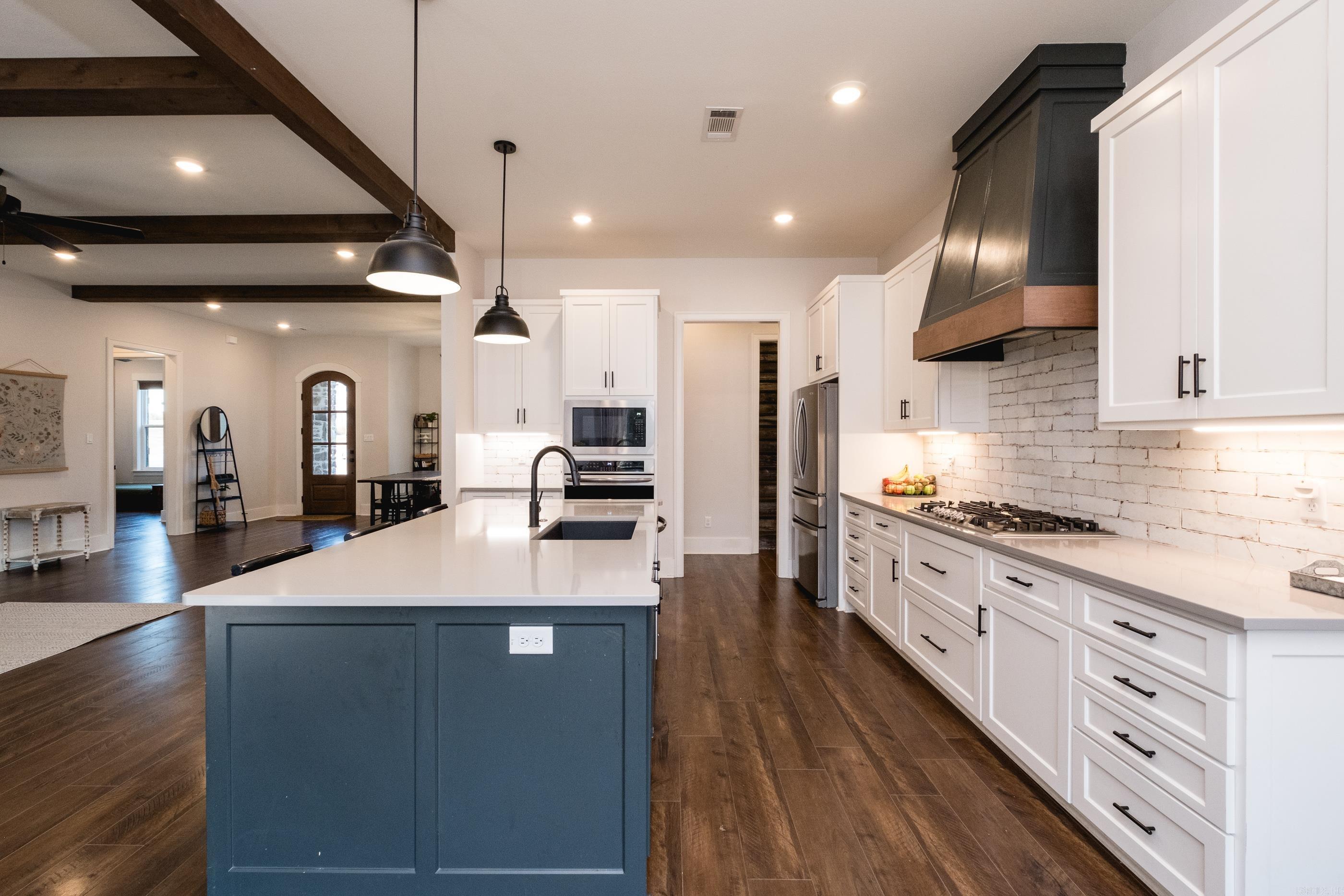 873 Belle Grove Loop  Benton, AR