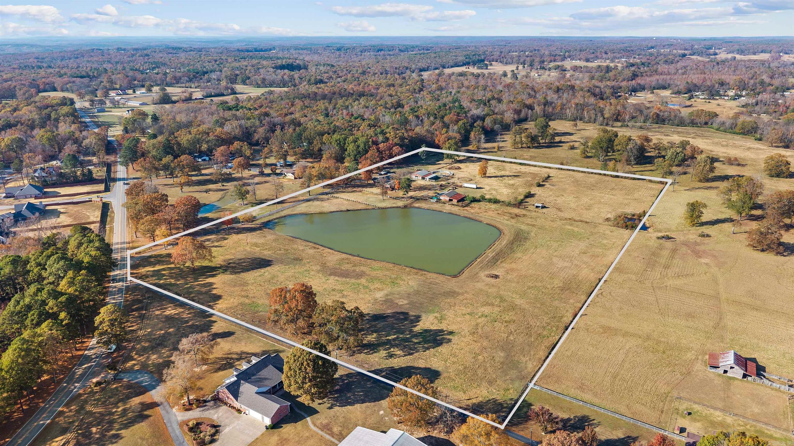 9832 CONGO  Benton, AR