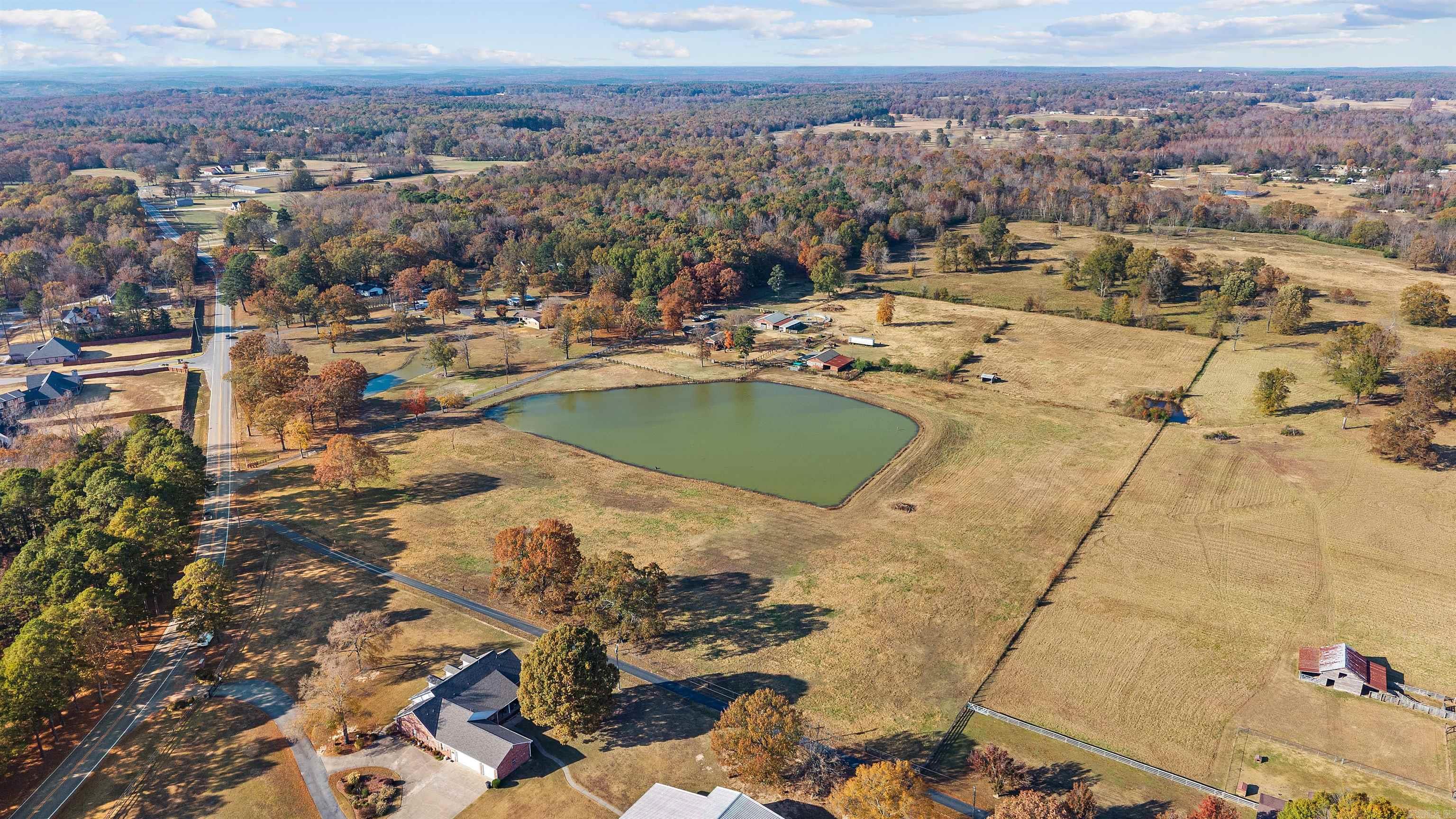 9832 CONGO  Benton, AR