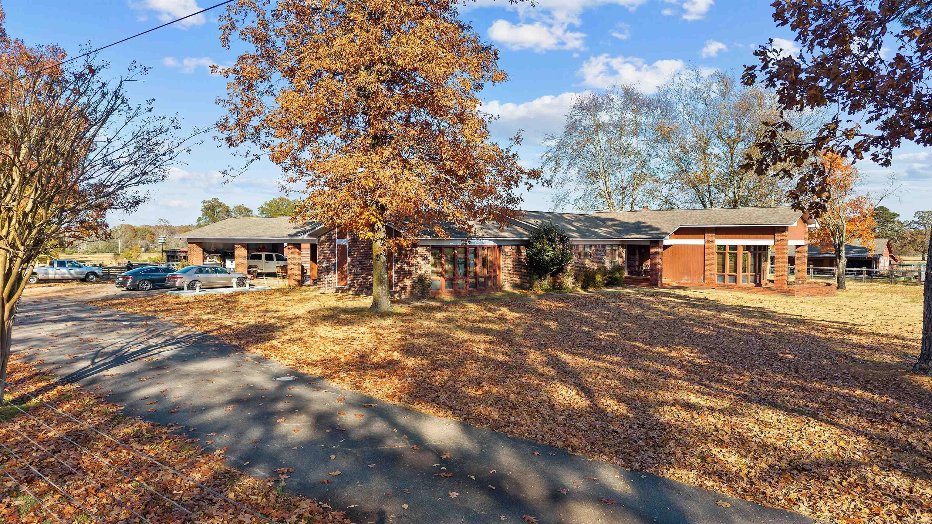 9832 CONGO  Benton, AR