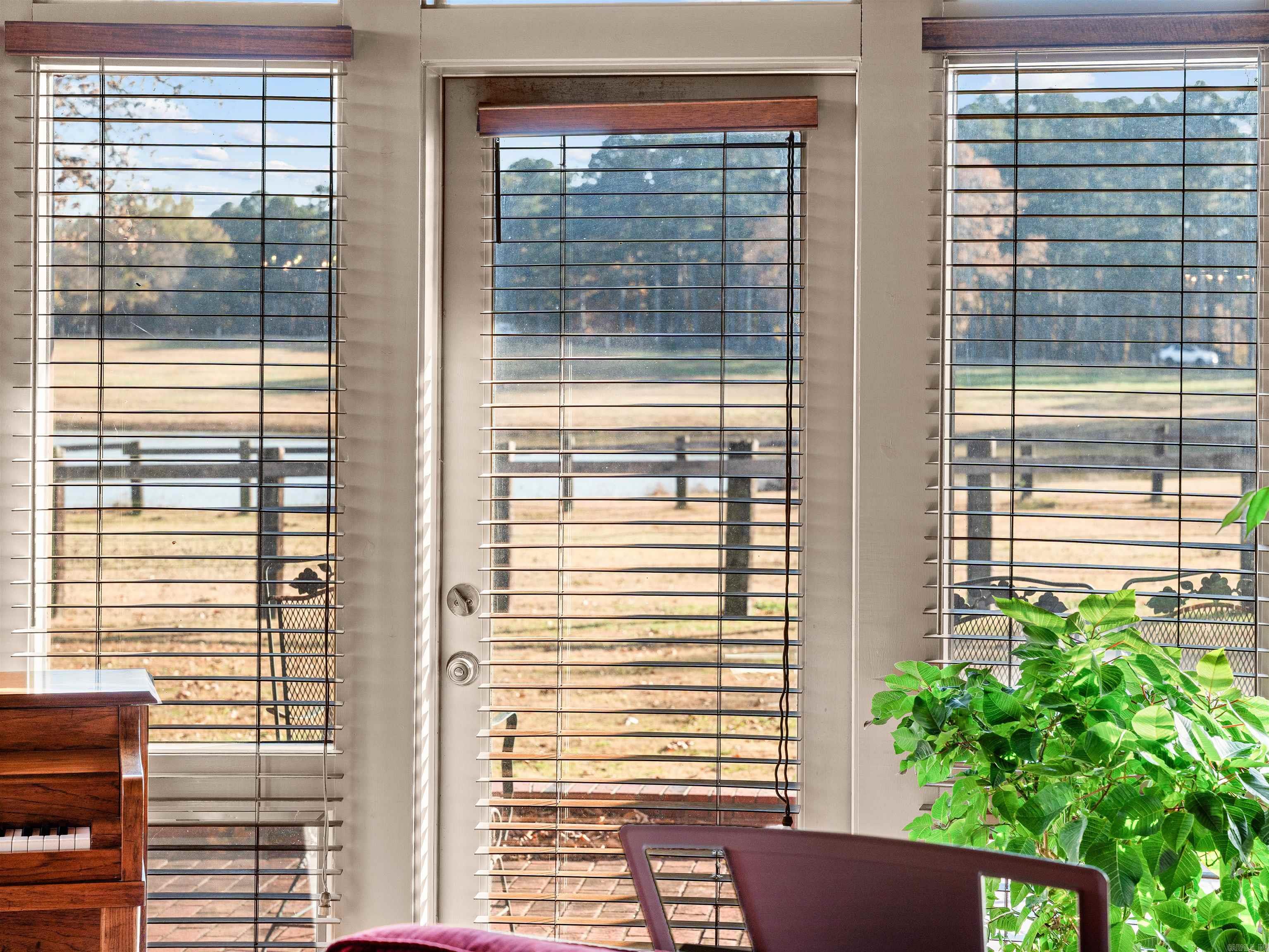 9832 CONGO  Benton, AR