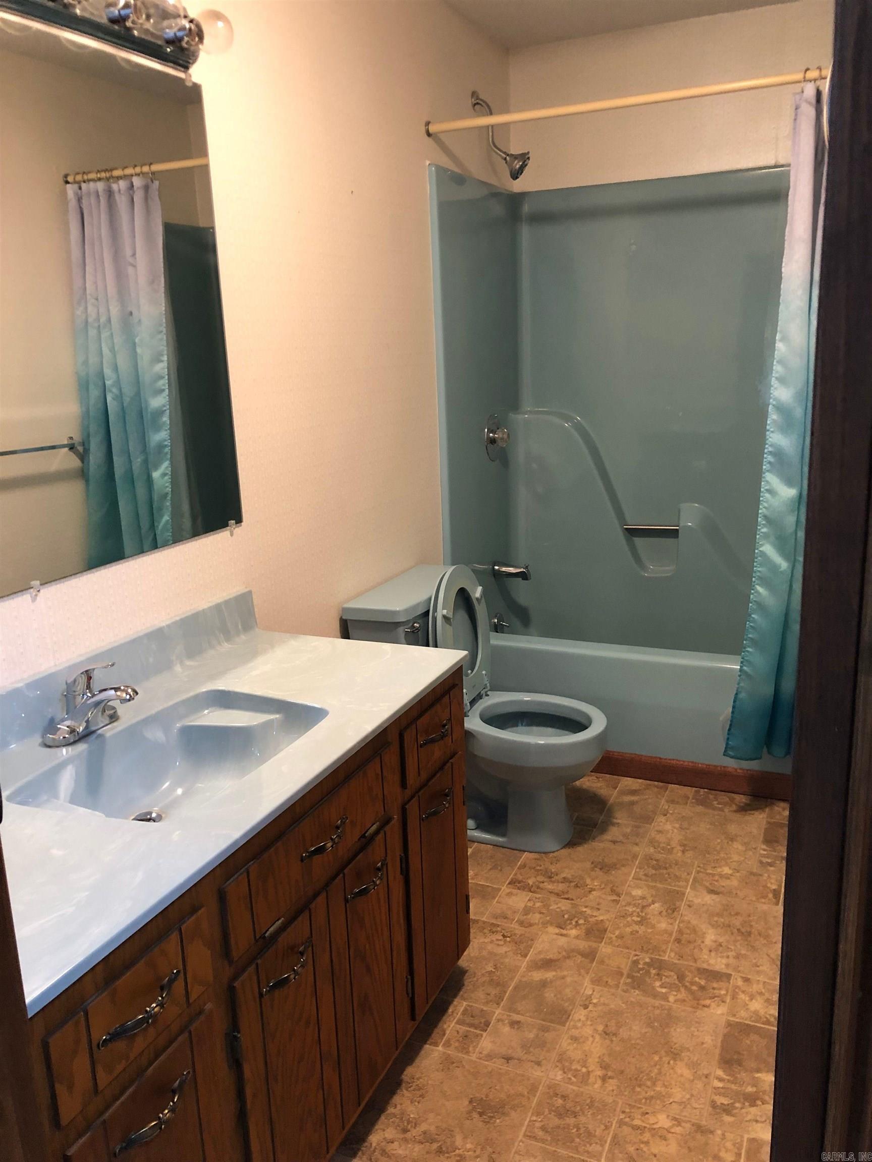 125 Bluebird Glen  Searcy, AR