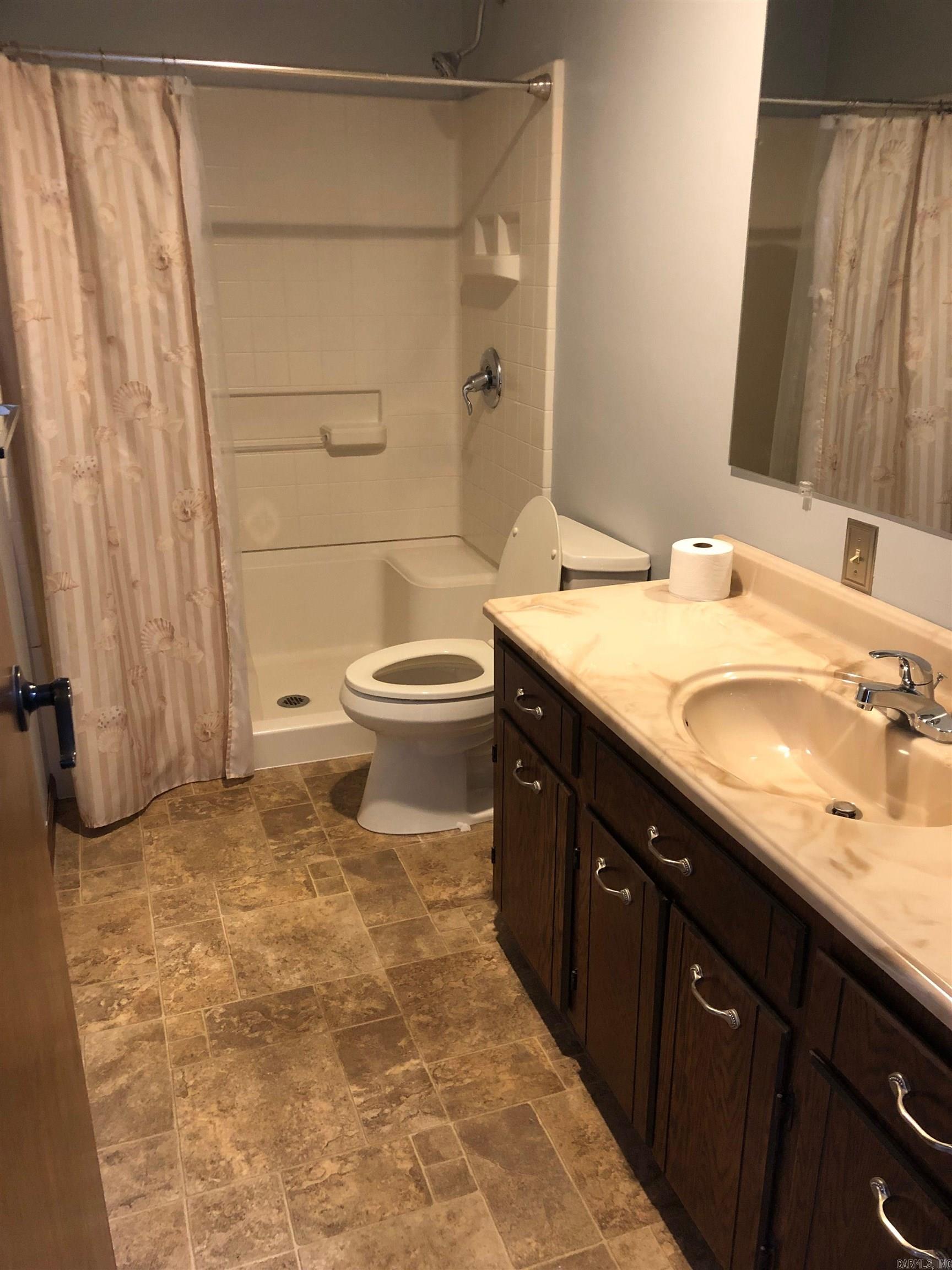 125 Bluebird Glen  Searcy, AR