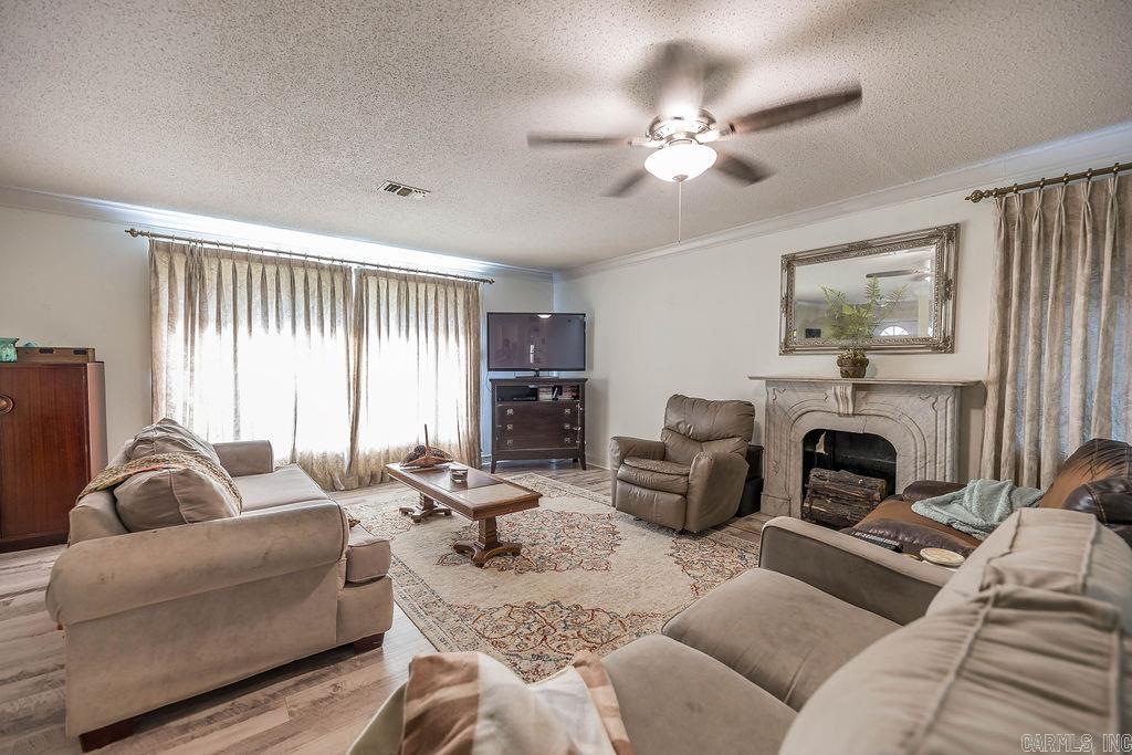 1306 W Main  El Dorado, AR