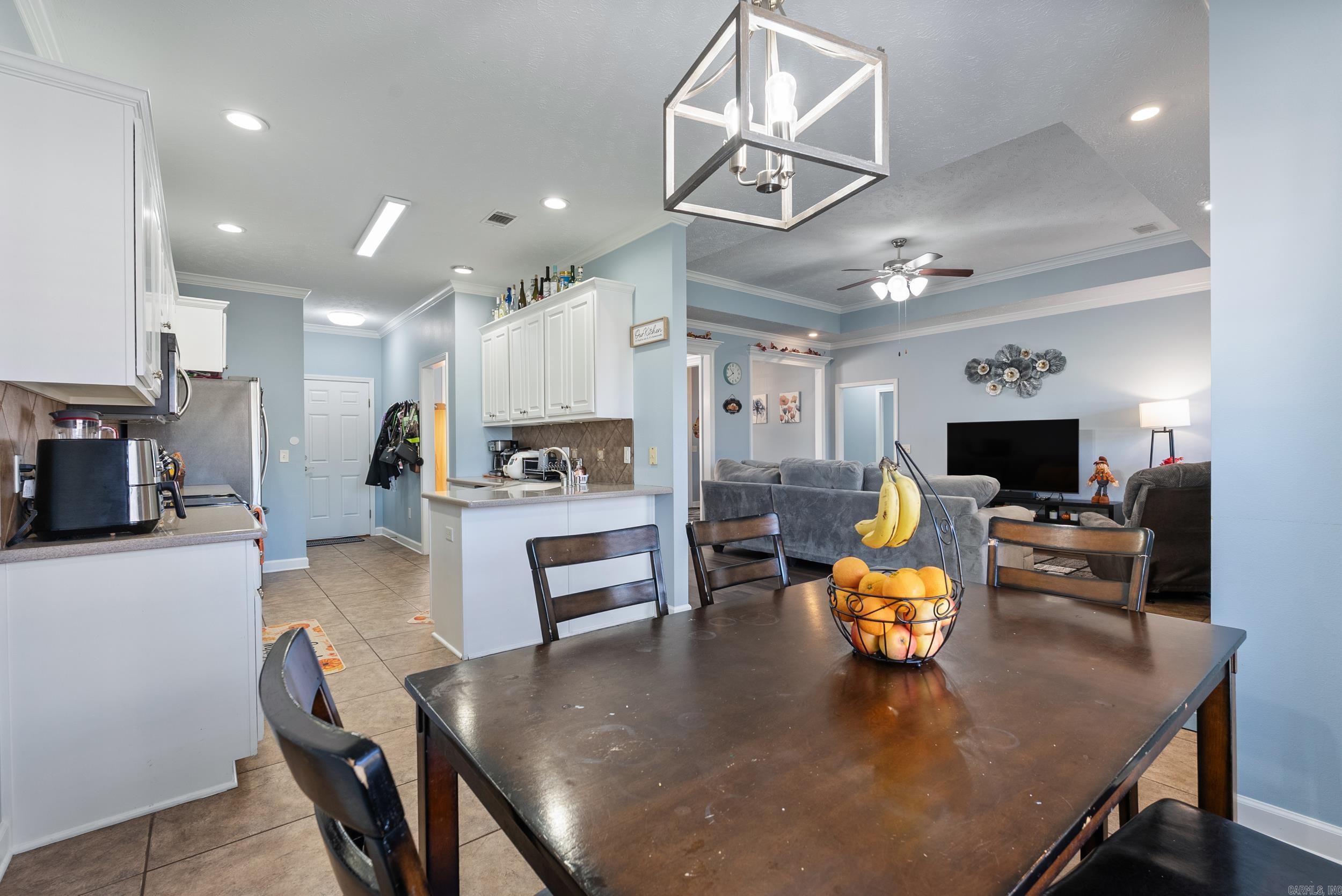 102 Creek Valley  Maumelle, AR