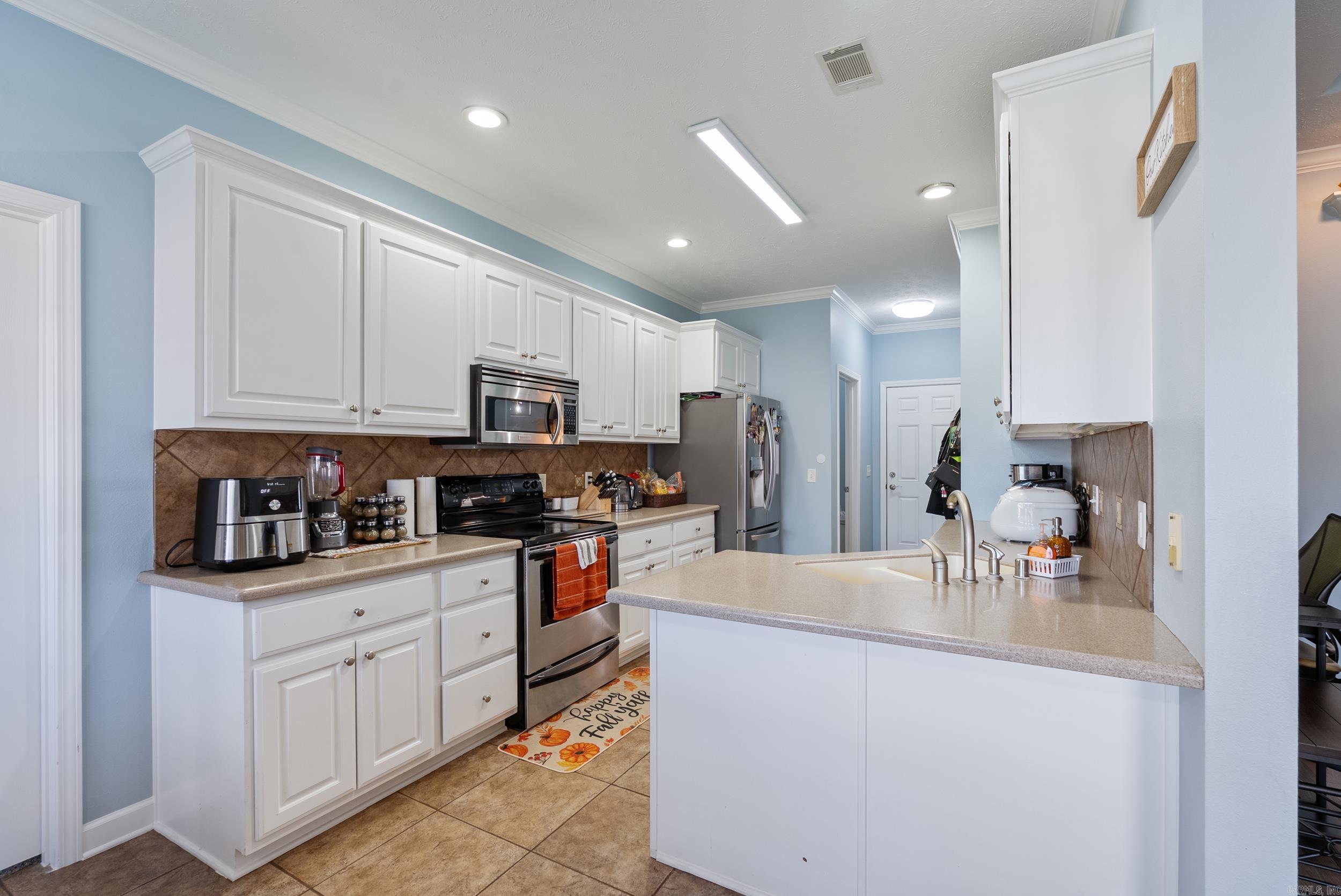 102 Creek Valley  Maumelle, AR