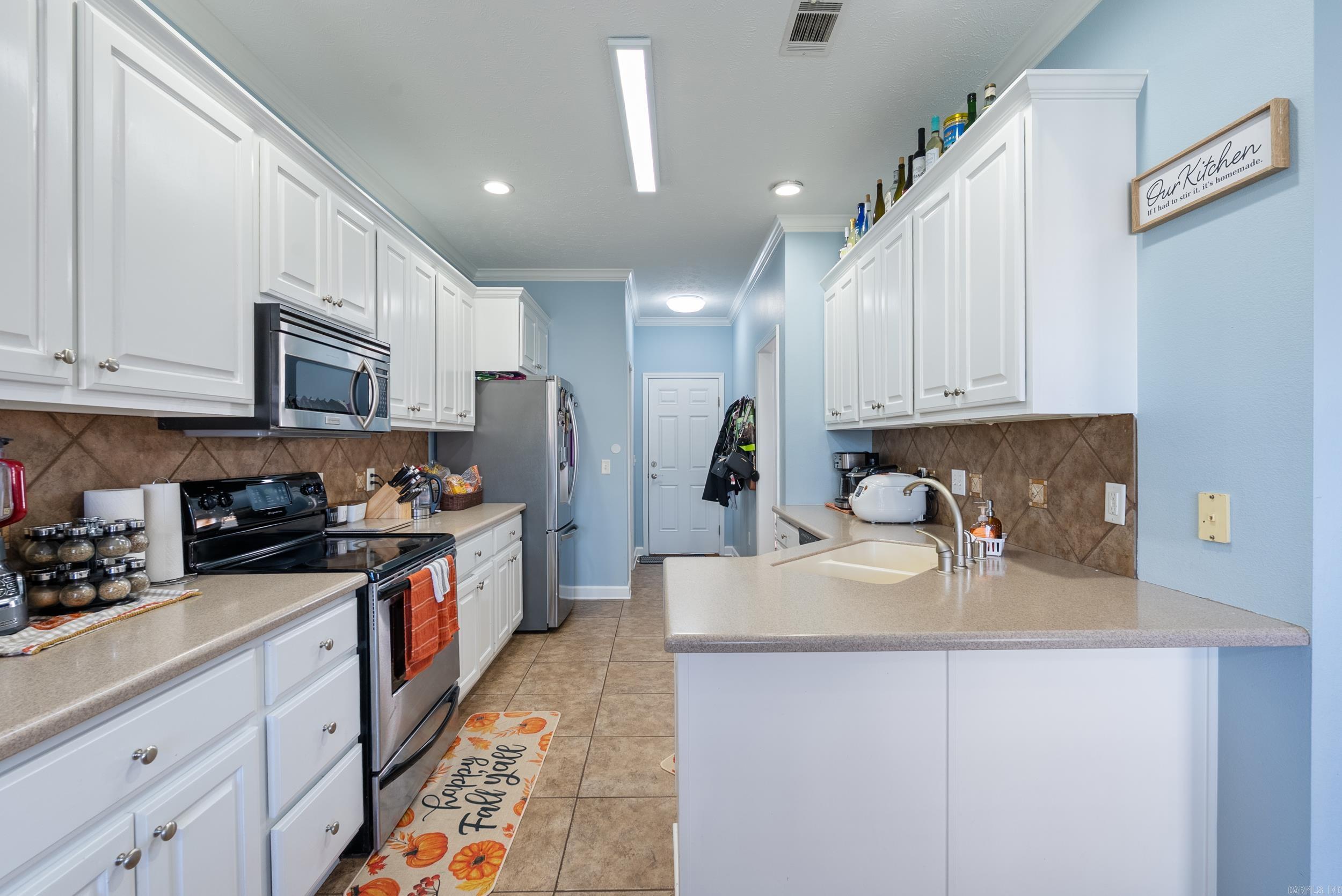 102 Creek Valley  Maumelle, AR