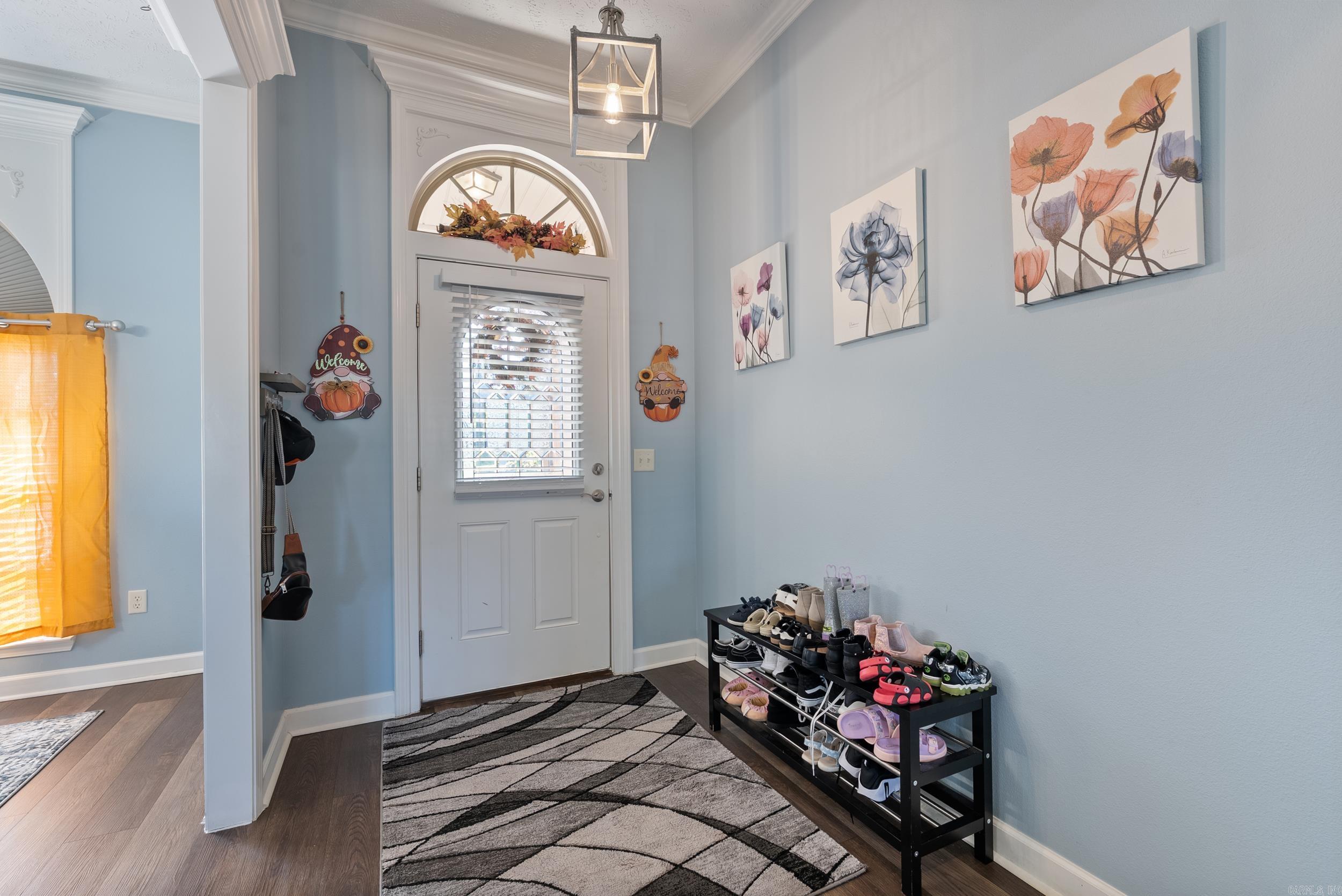 102 Creek Valley  Maumelle, AR