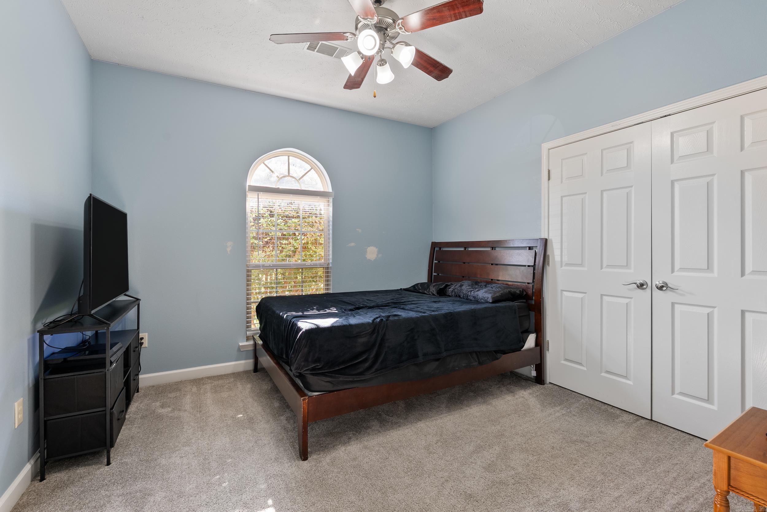 102 Creek Valley  Maumelle, AR