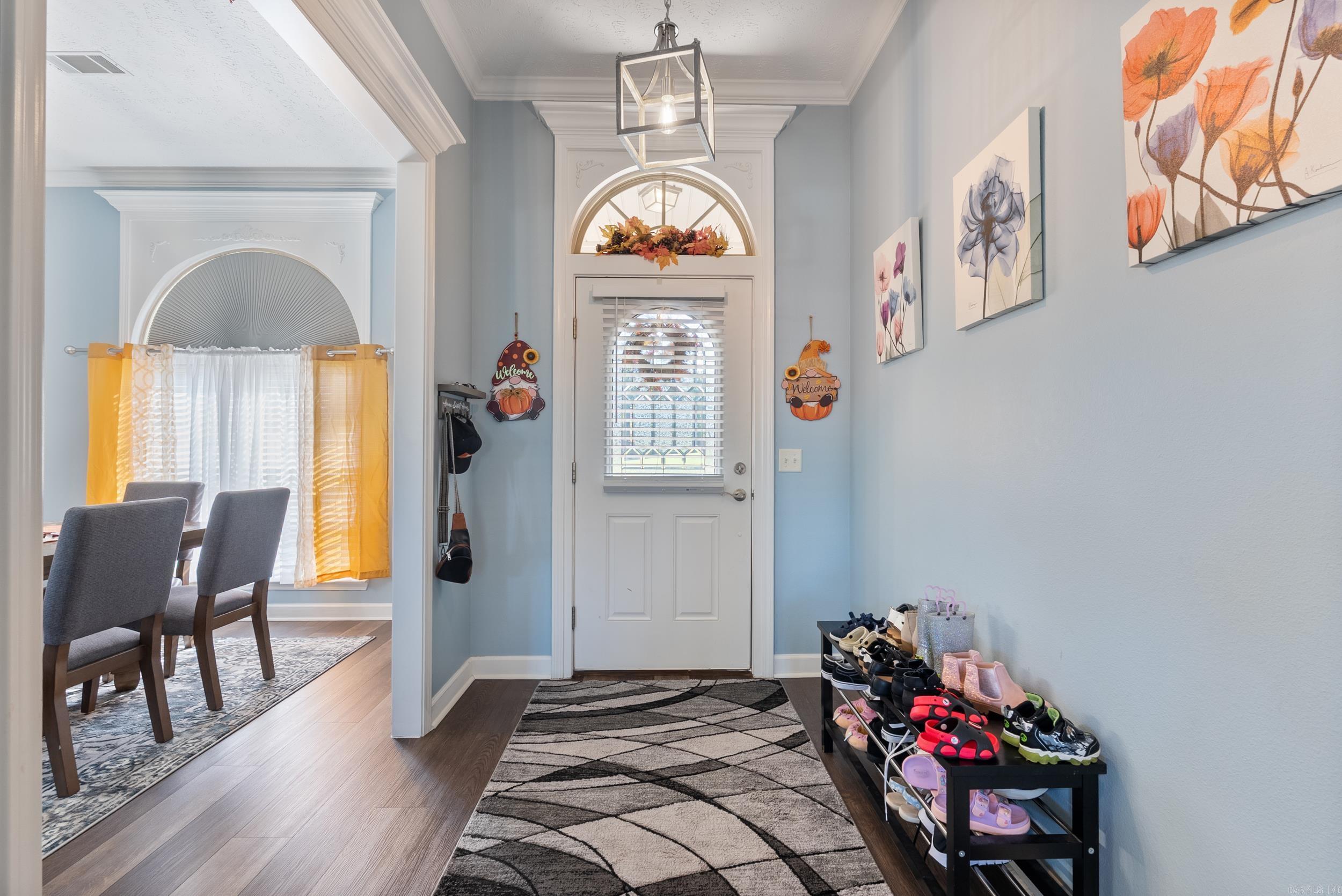 102 Creek Valley  Maumelle, AR