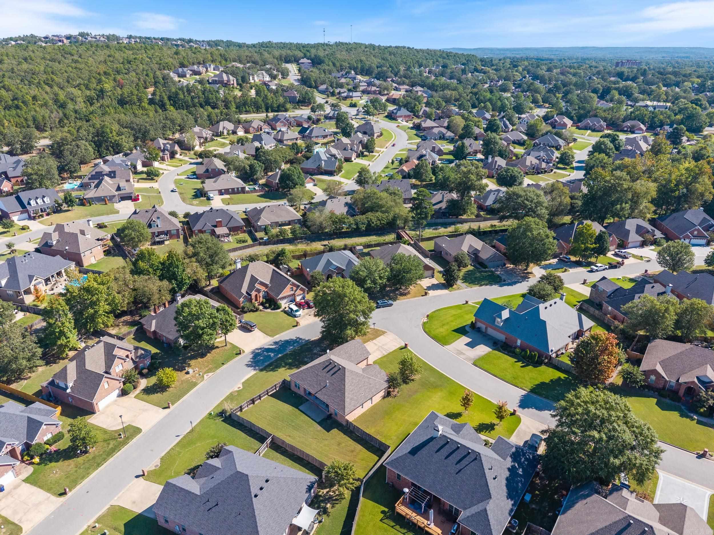 102 Creek Valley  Maumelle, AR