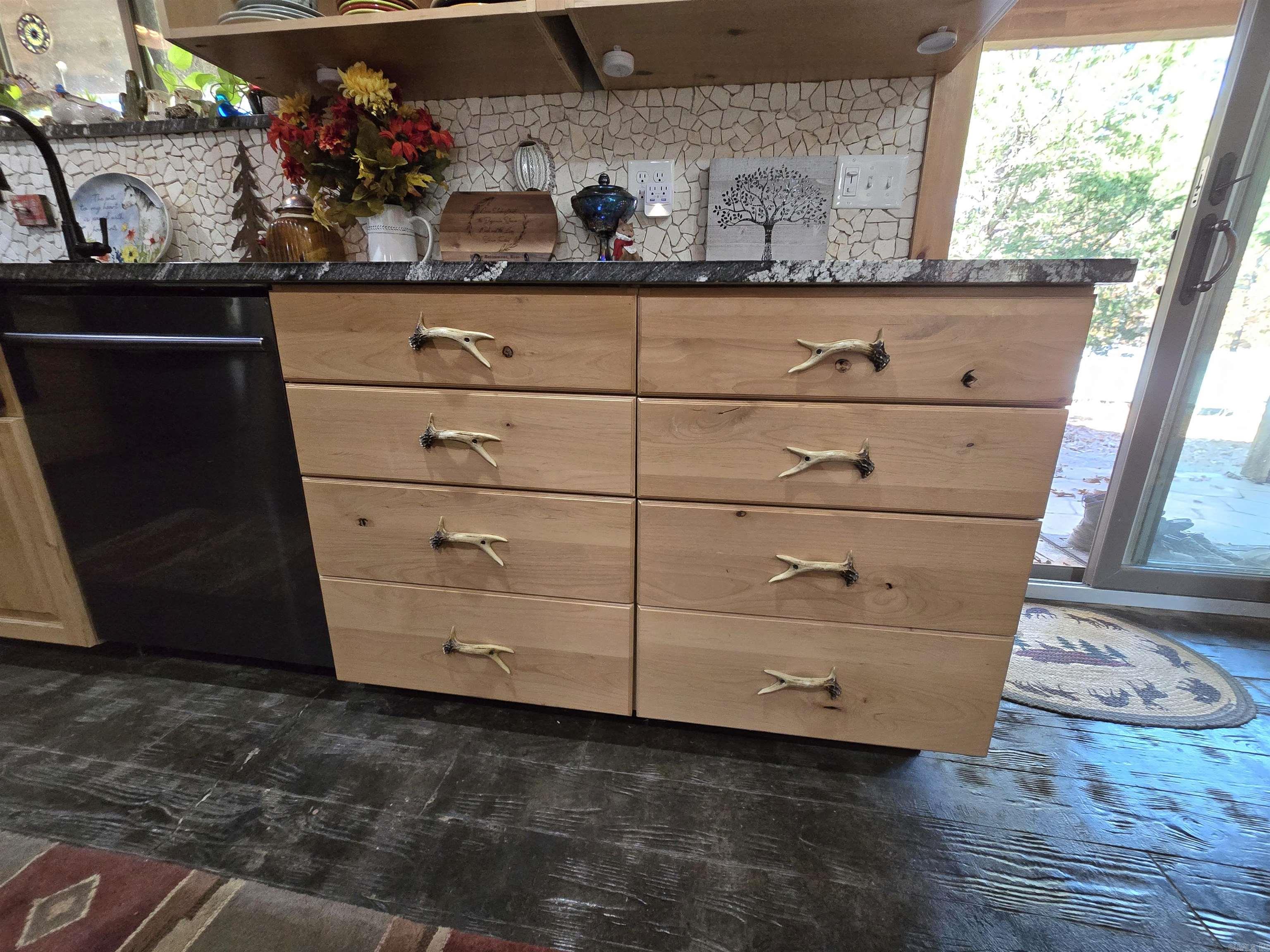 768 CR 153  Elizabeth, AR