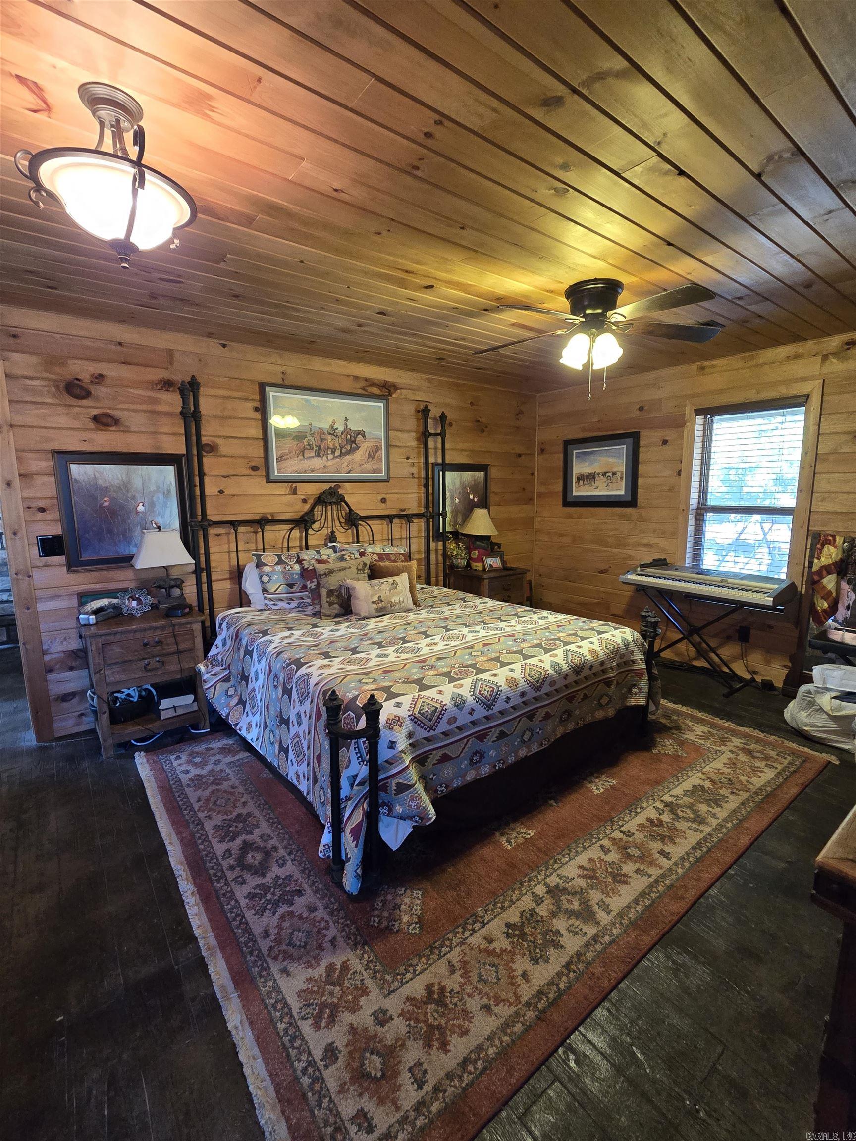 768 CR 153  Elizabeth, AR