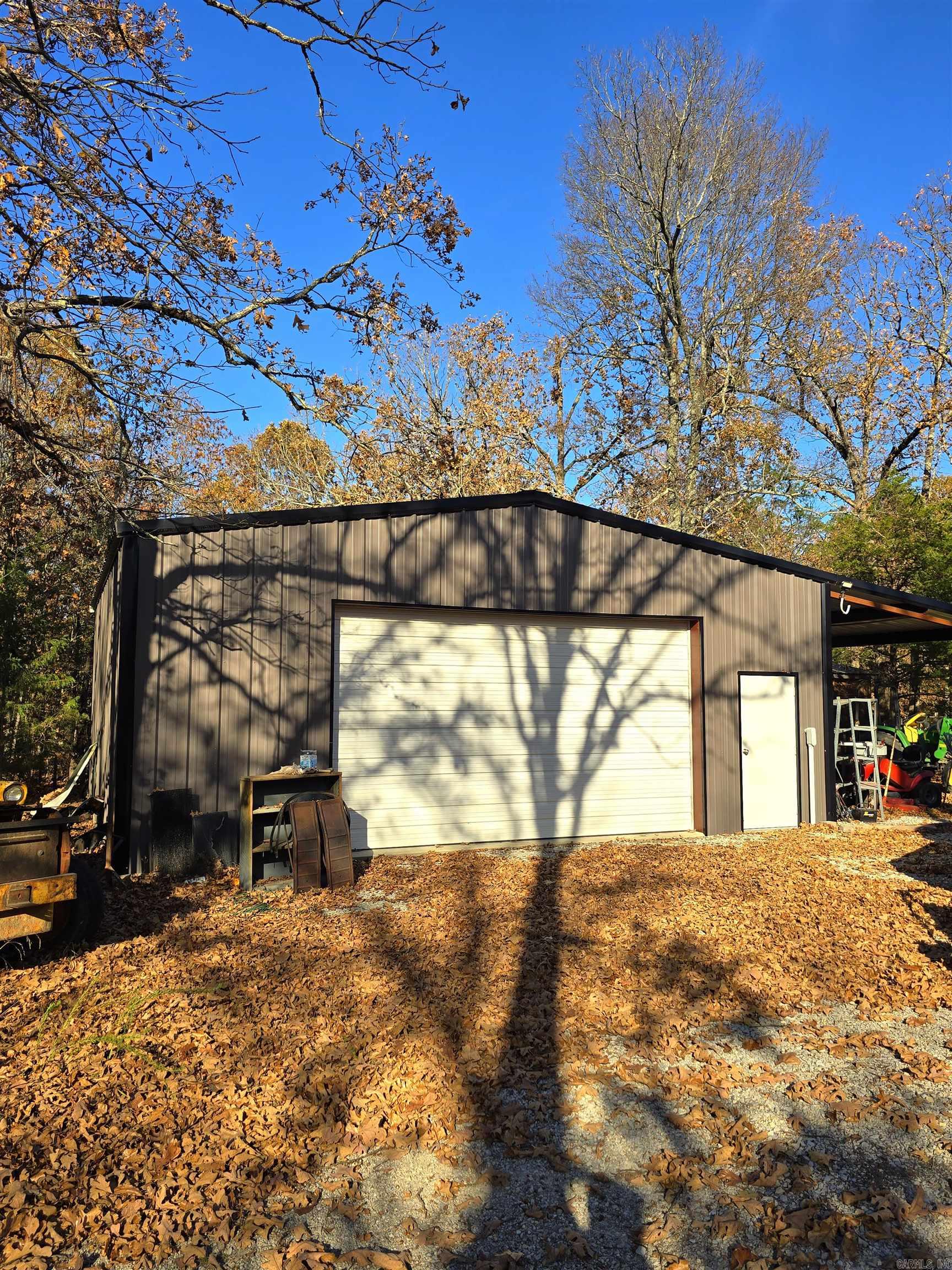 768 CR 153  Elizabeth, AR