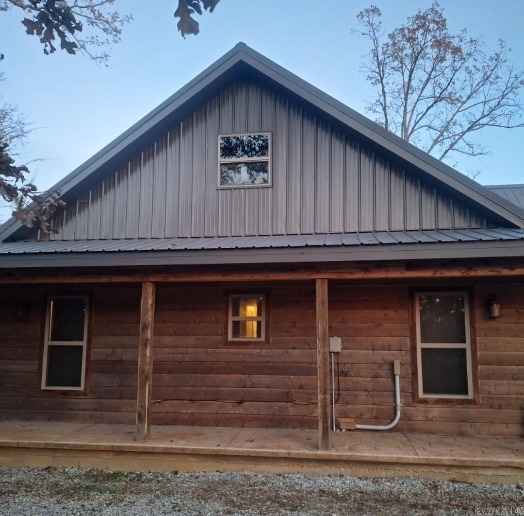 768 CR 153  Elizabeth, AR