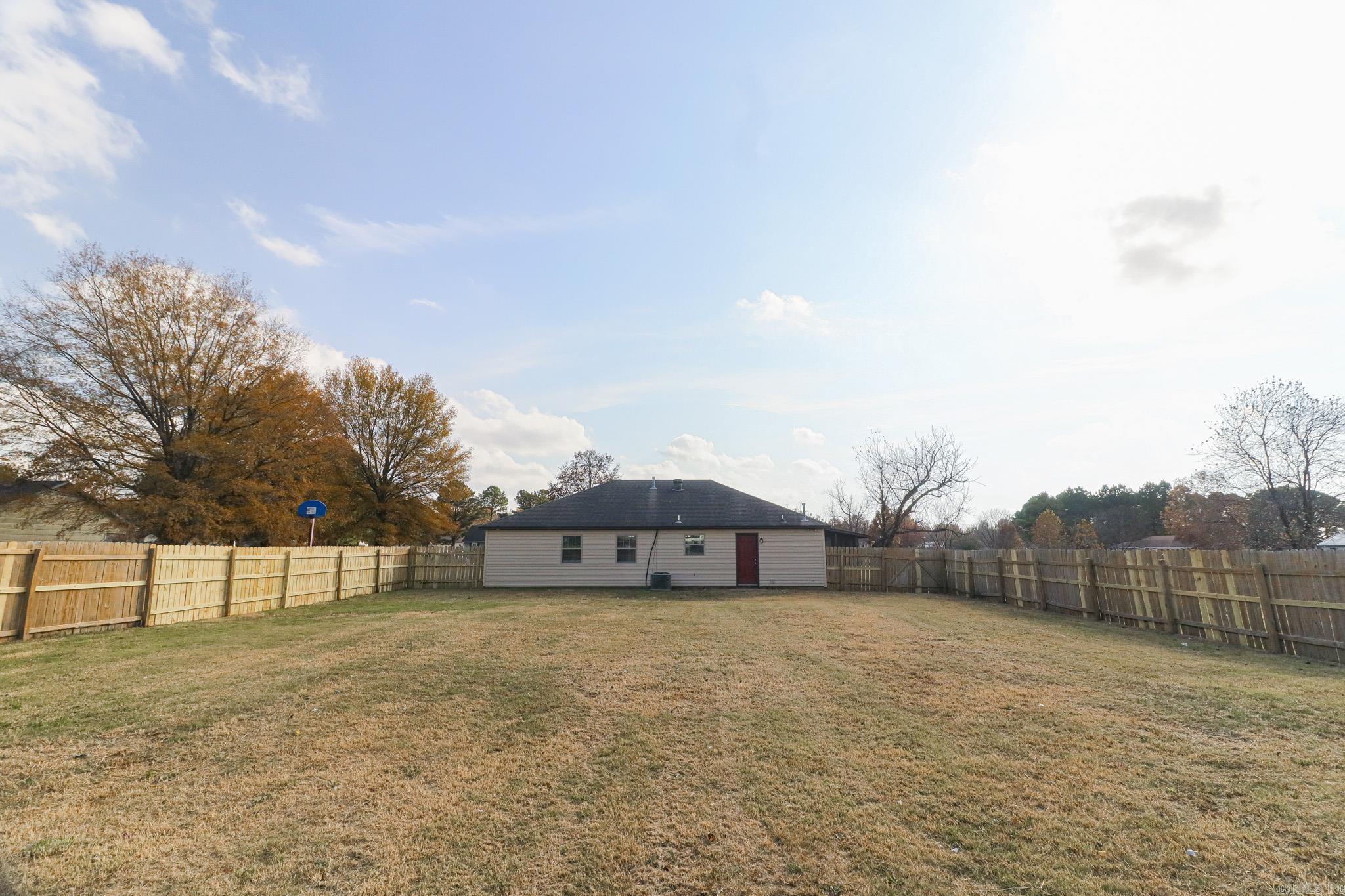 182 CR 120  Bono, AR