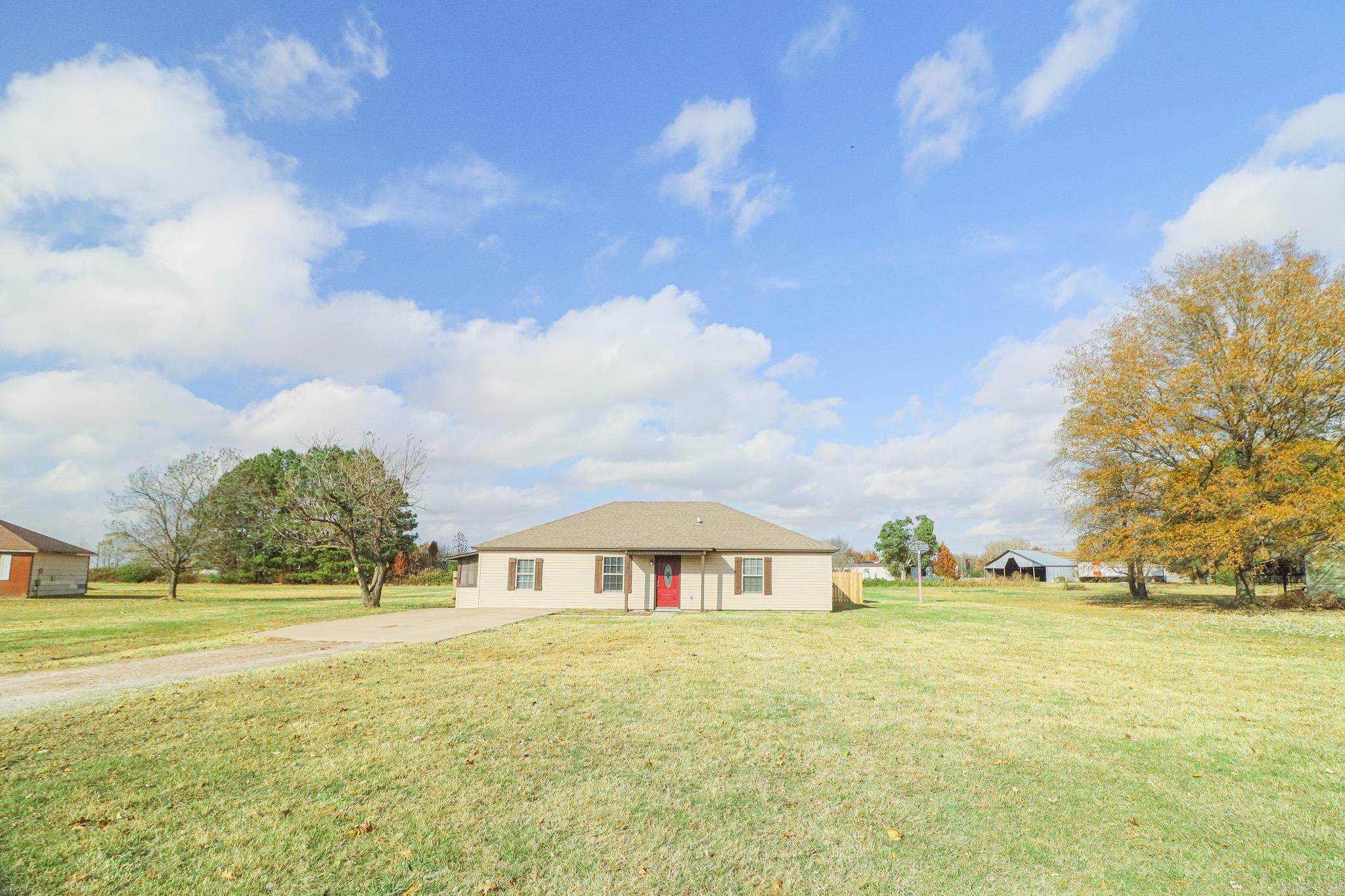 182 CR 120  Bono, AR