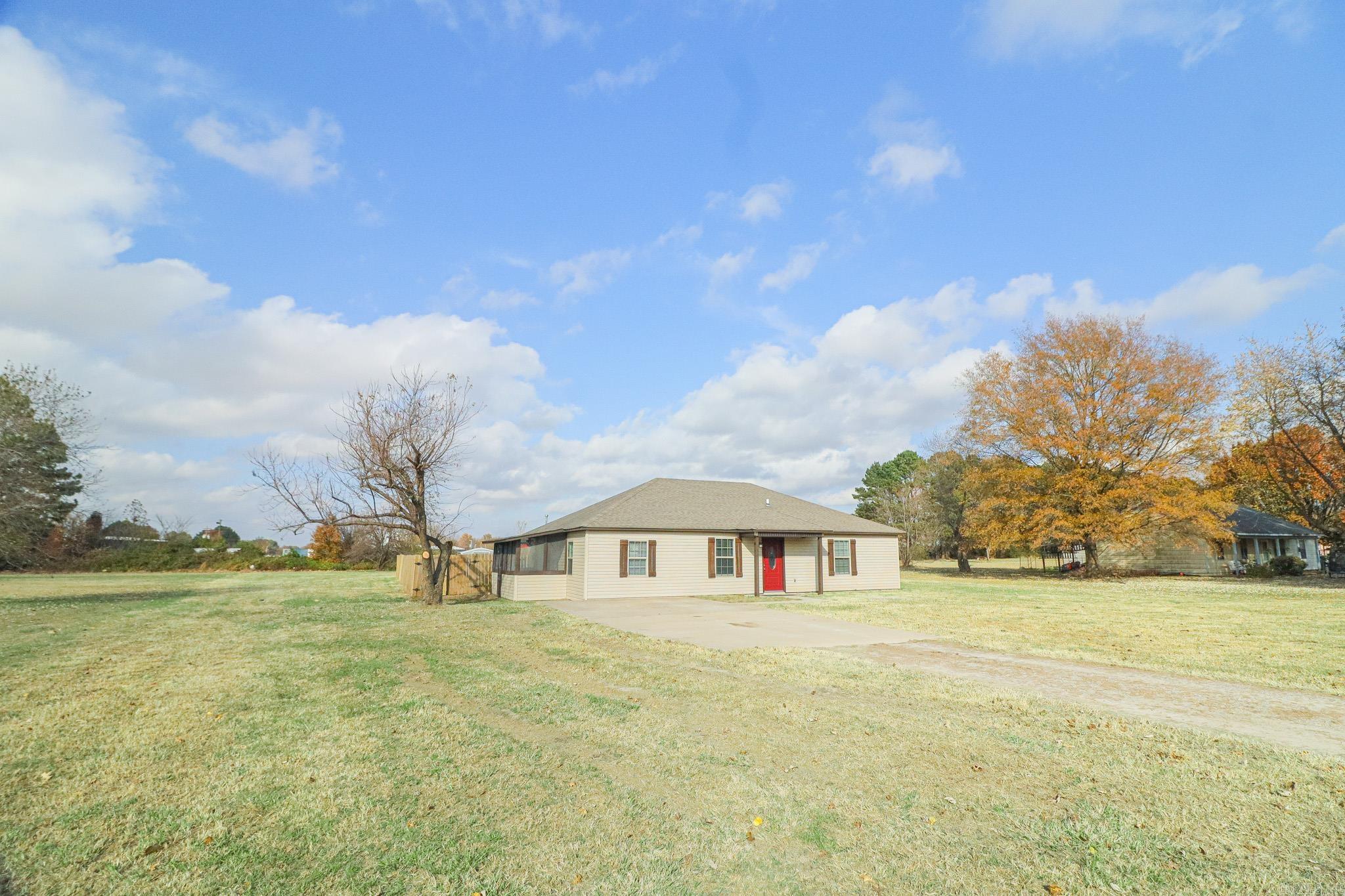 182 CR 120  Bono, AR