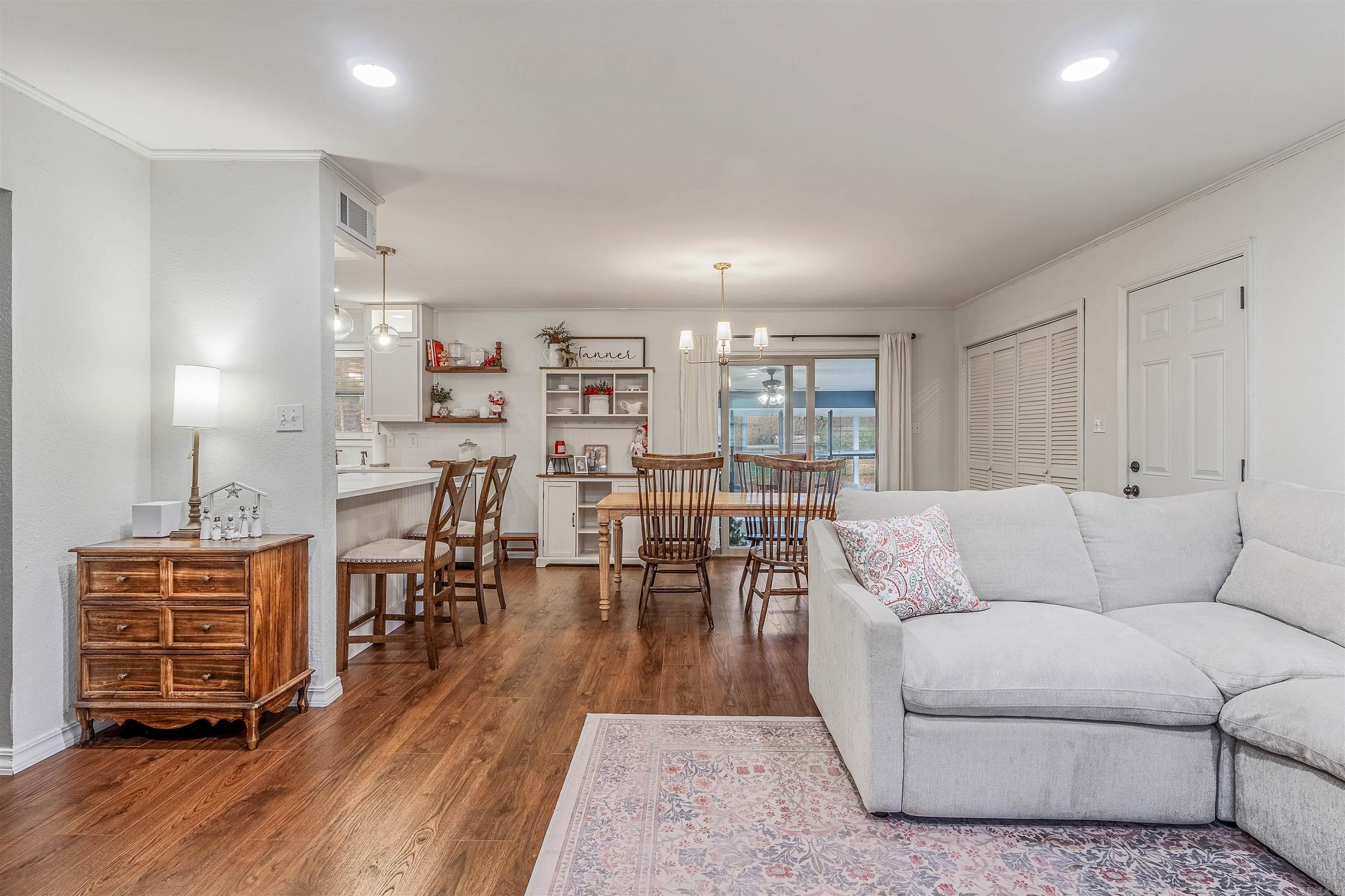 240 Huie Street  Clinton, AR