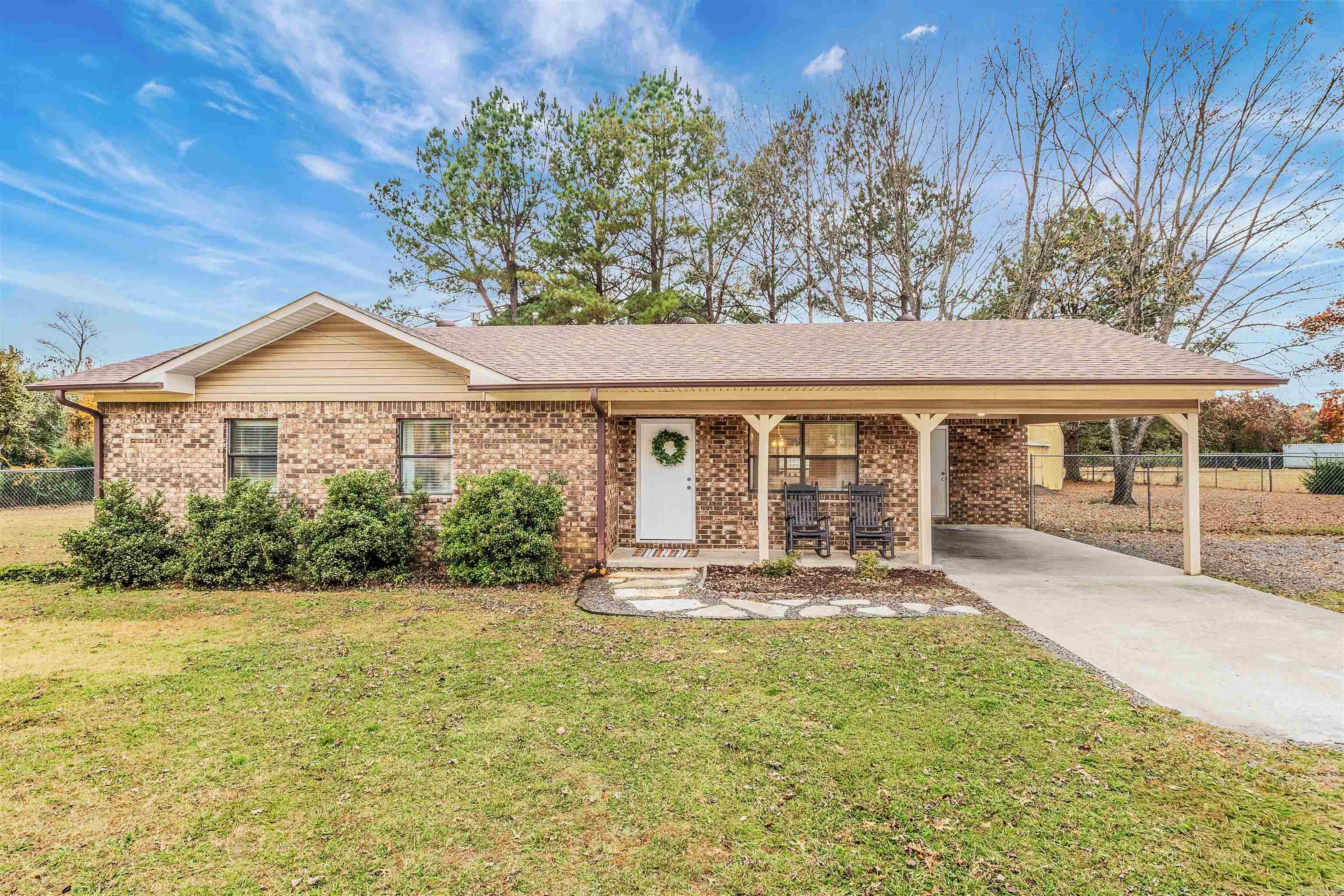 240 Huie Street  Clinton, AR