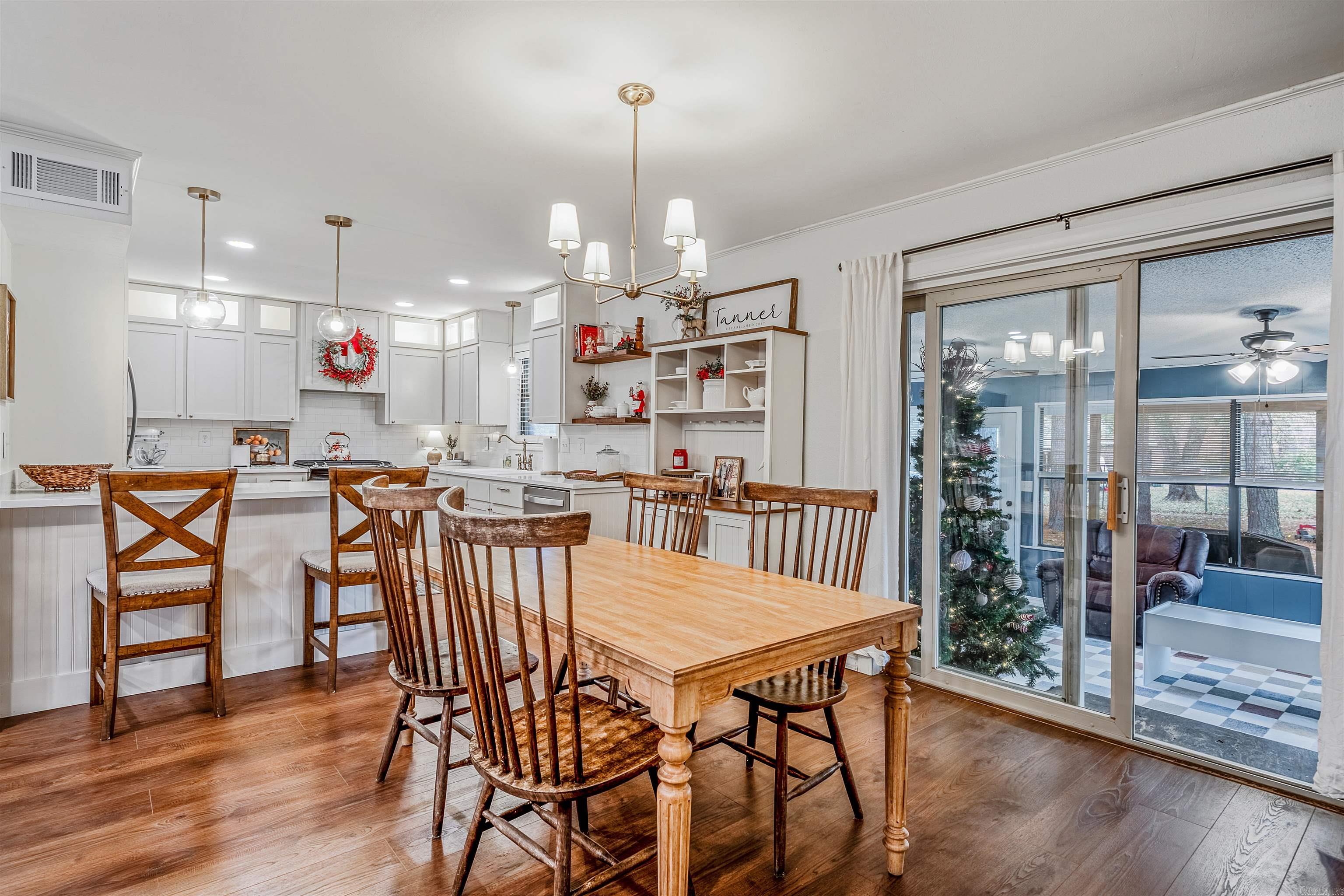 240 Huie Street  Clinton, AR