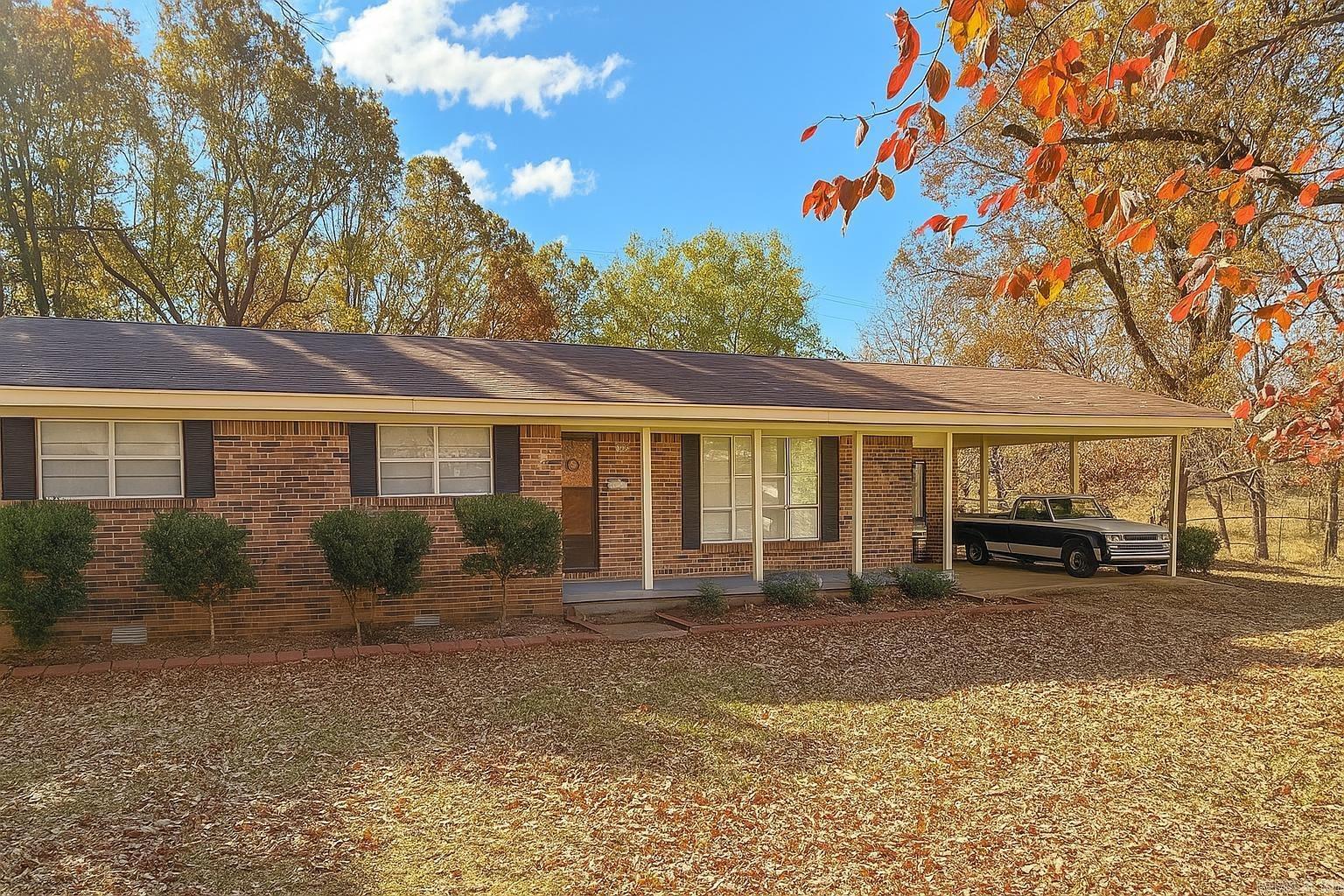 6270 White  Charlotte, AR
