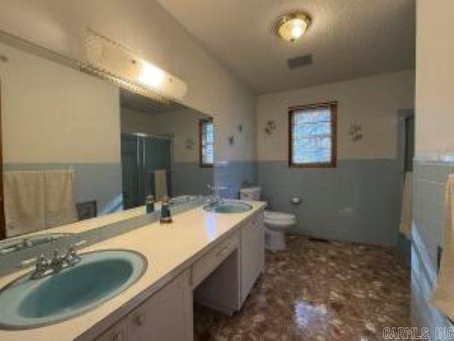 6270 White  Charlotte, AR