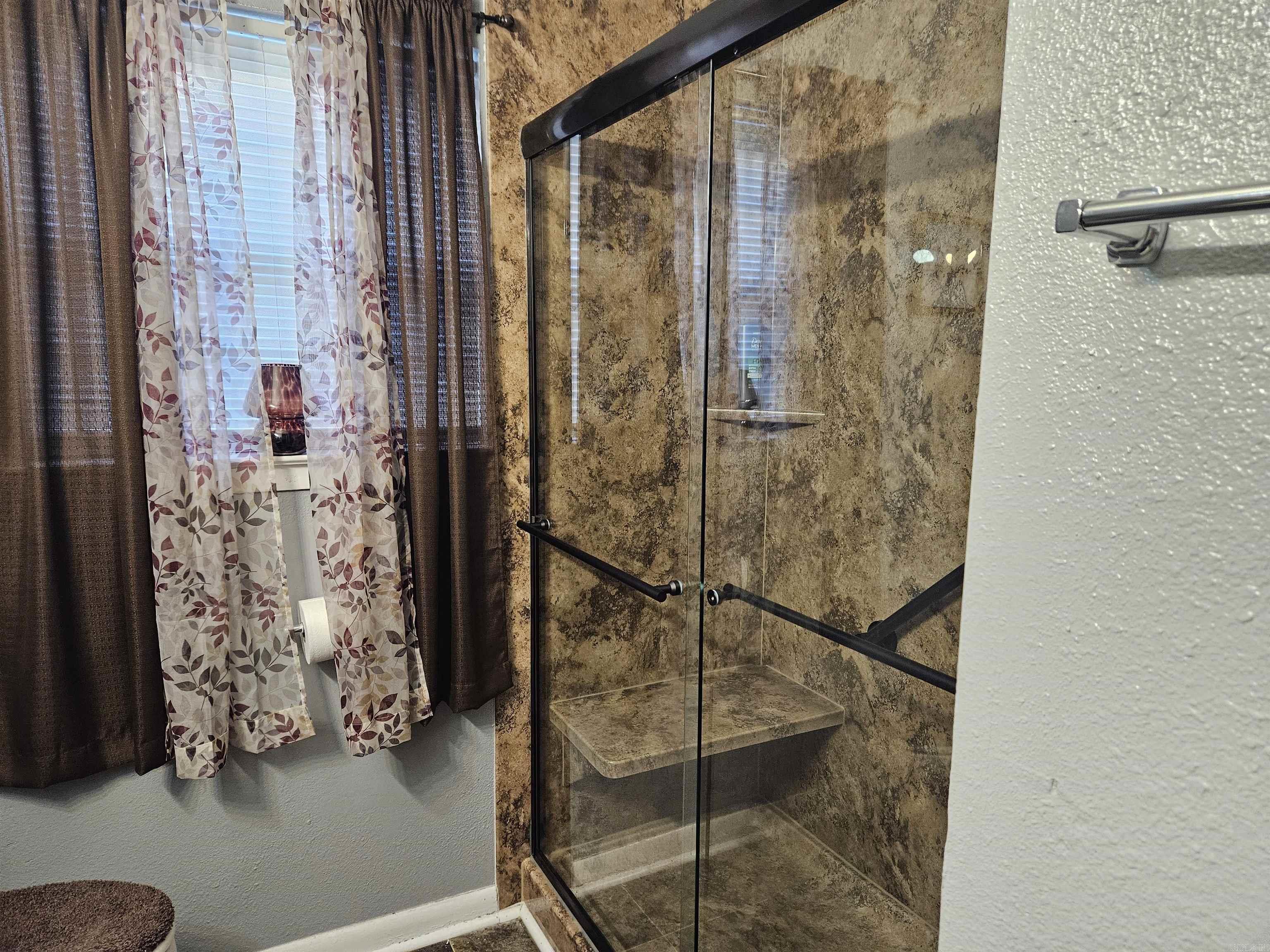 6101 Senate Drive  Little Rock, AR