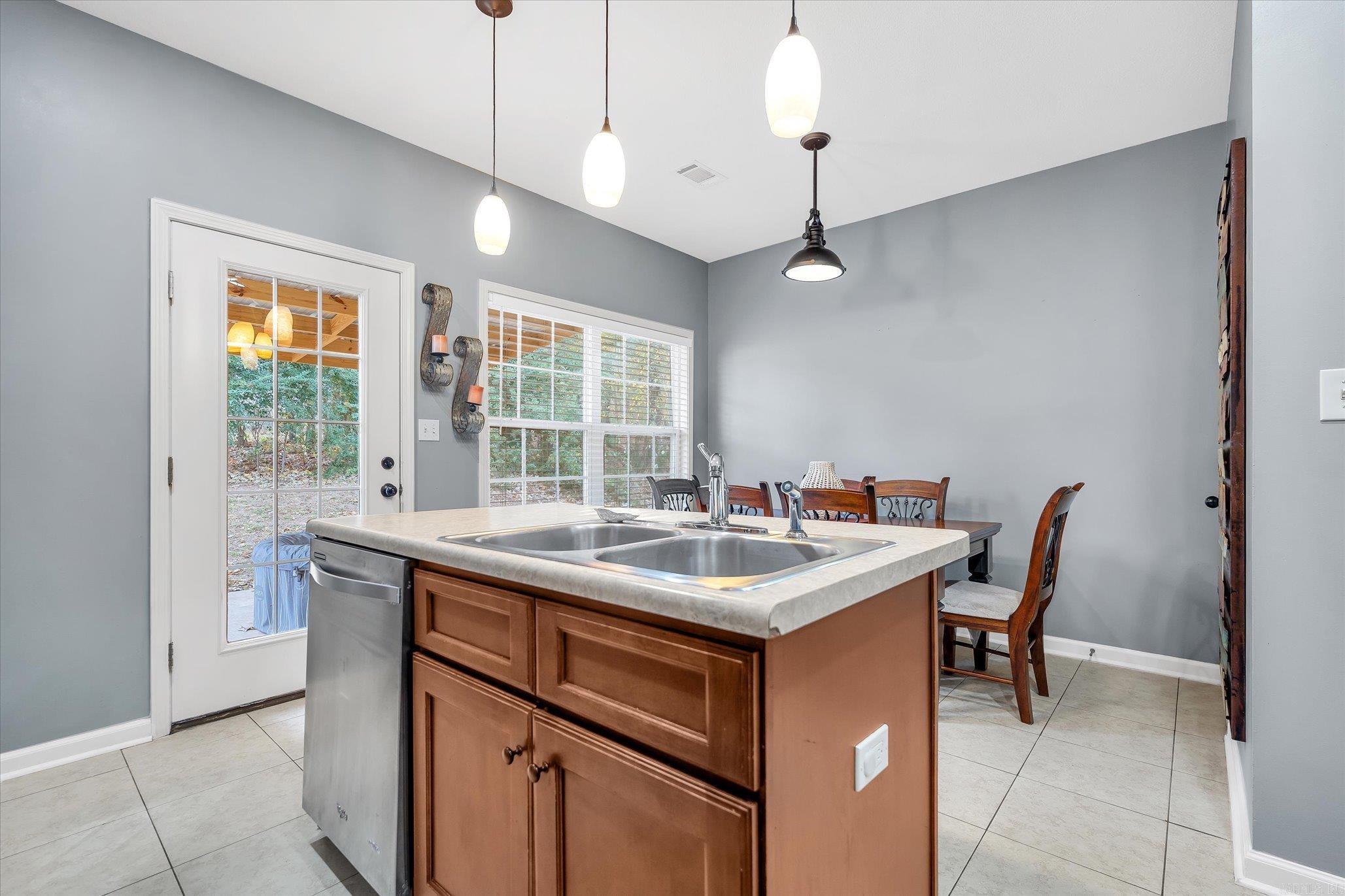 108 Hayden  Bono, AR