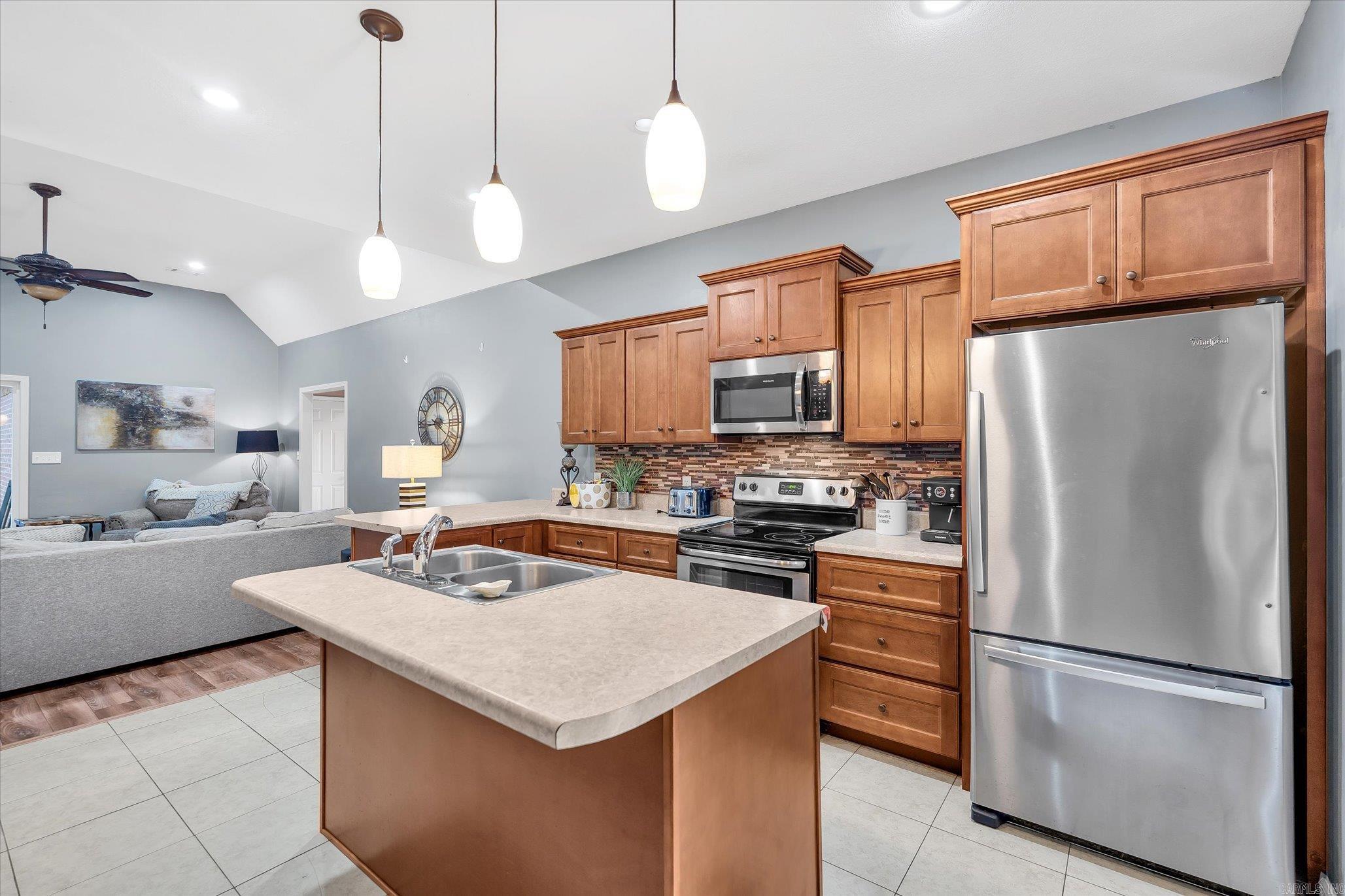 108 Hayden  Bono, AR