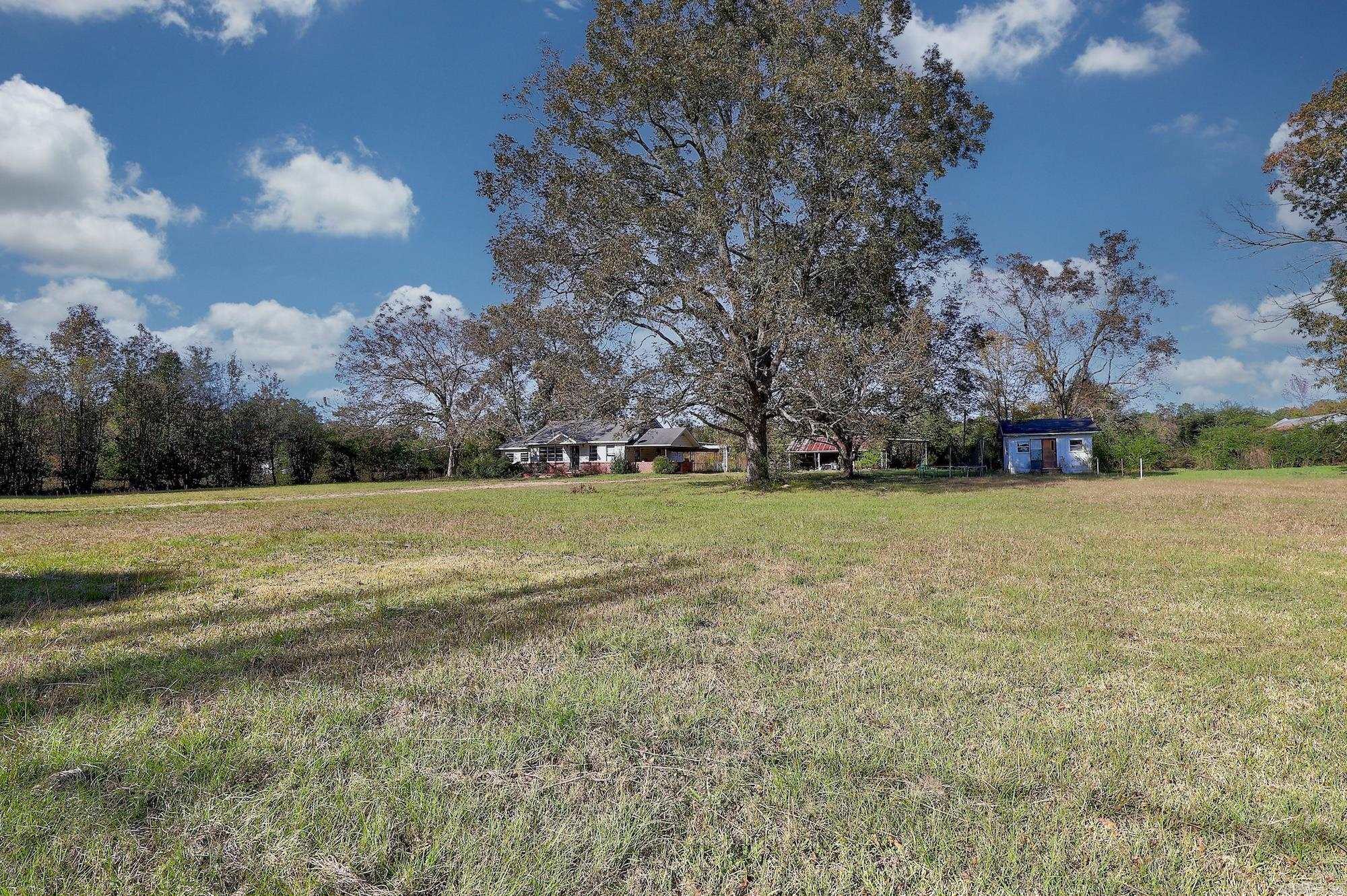 6825 Dooley Ferry Rd.  Texarkana, AR