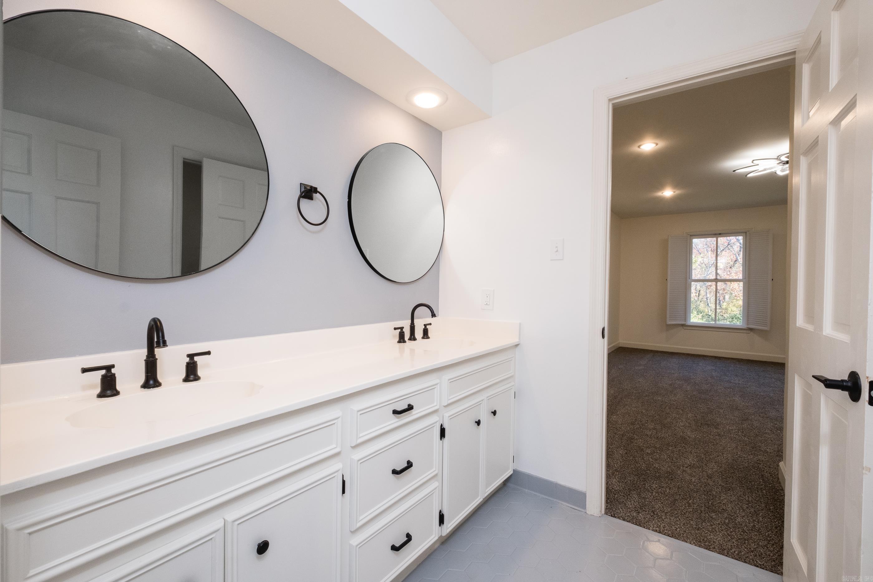 63 Valley Estates  Little Rock, AR