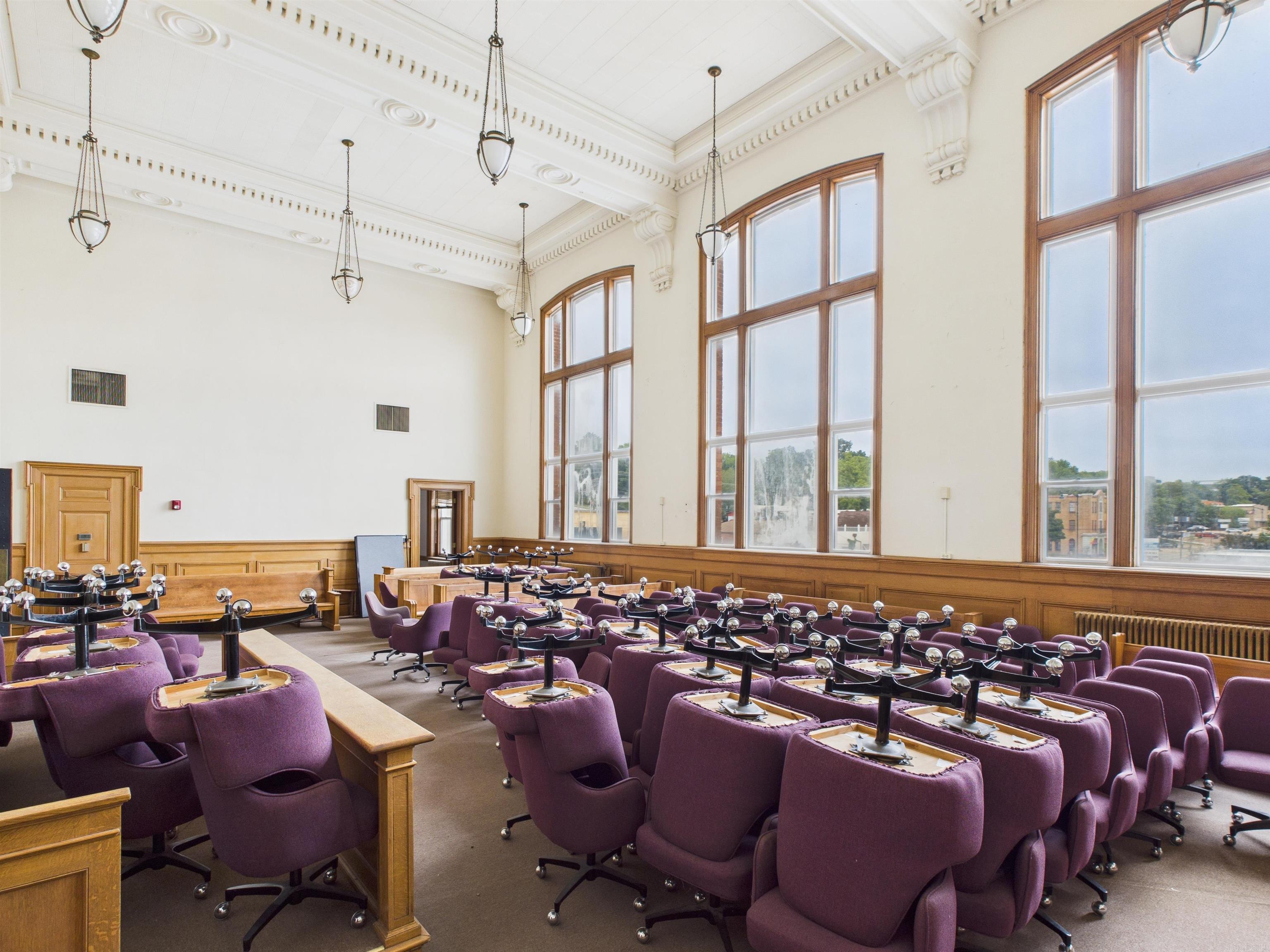 201 N Main  Harrison, AR