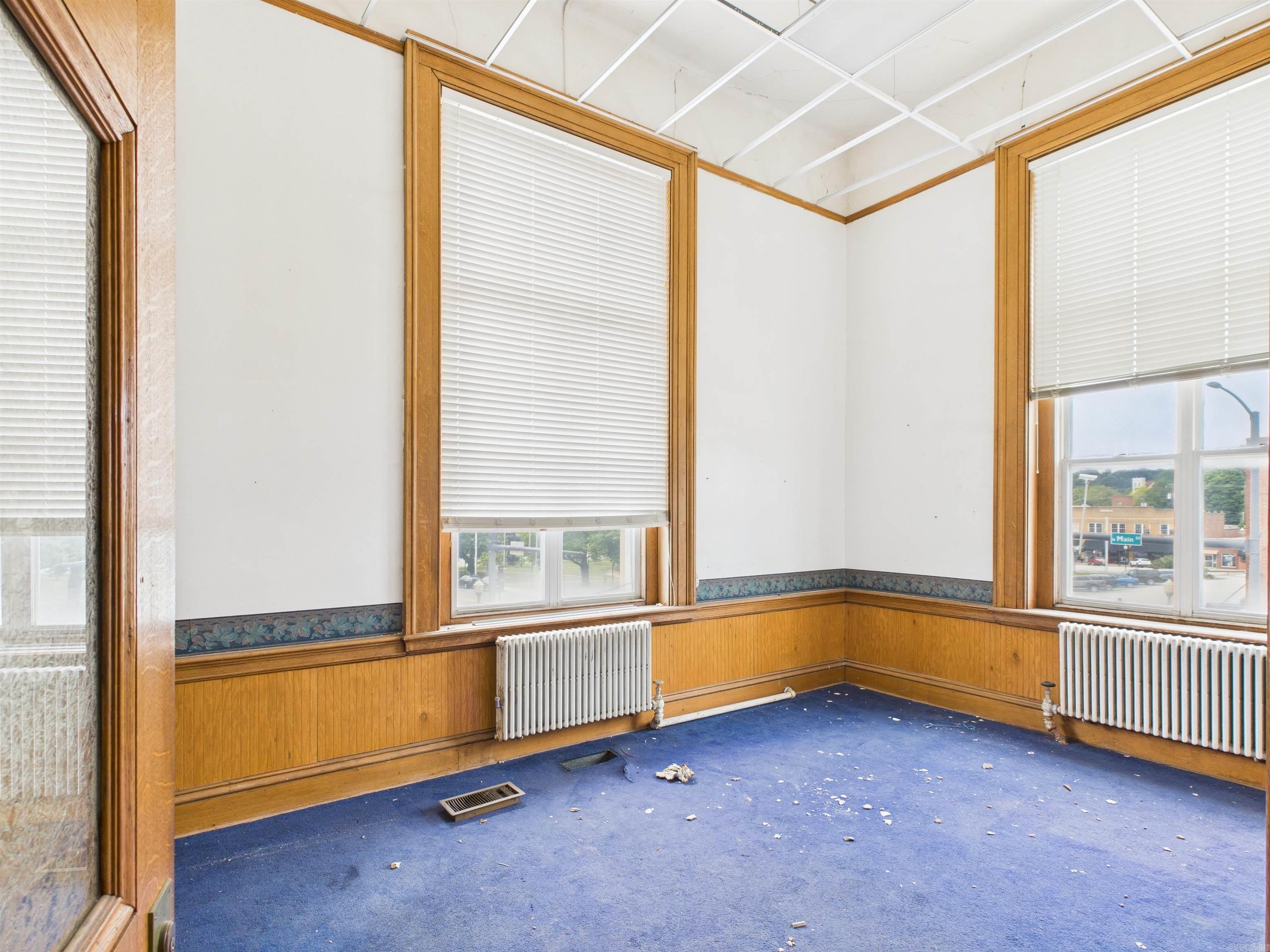 201 N Main  Harrison, AR