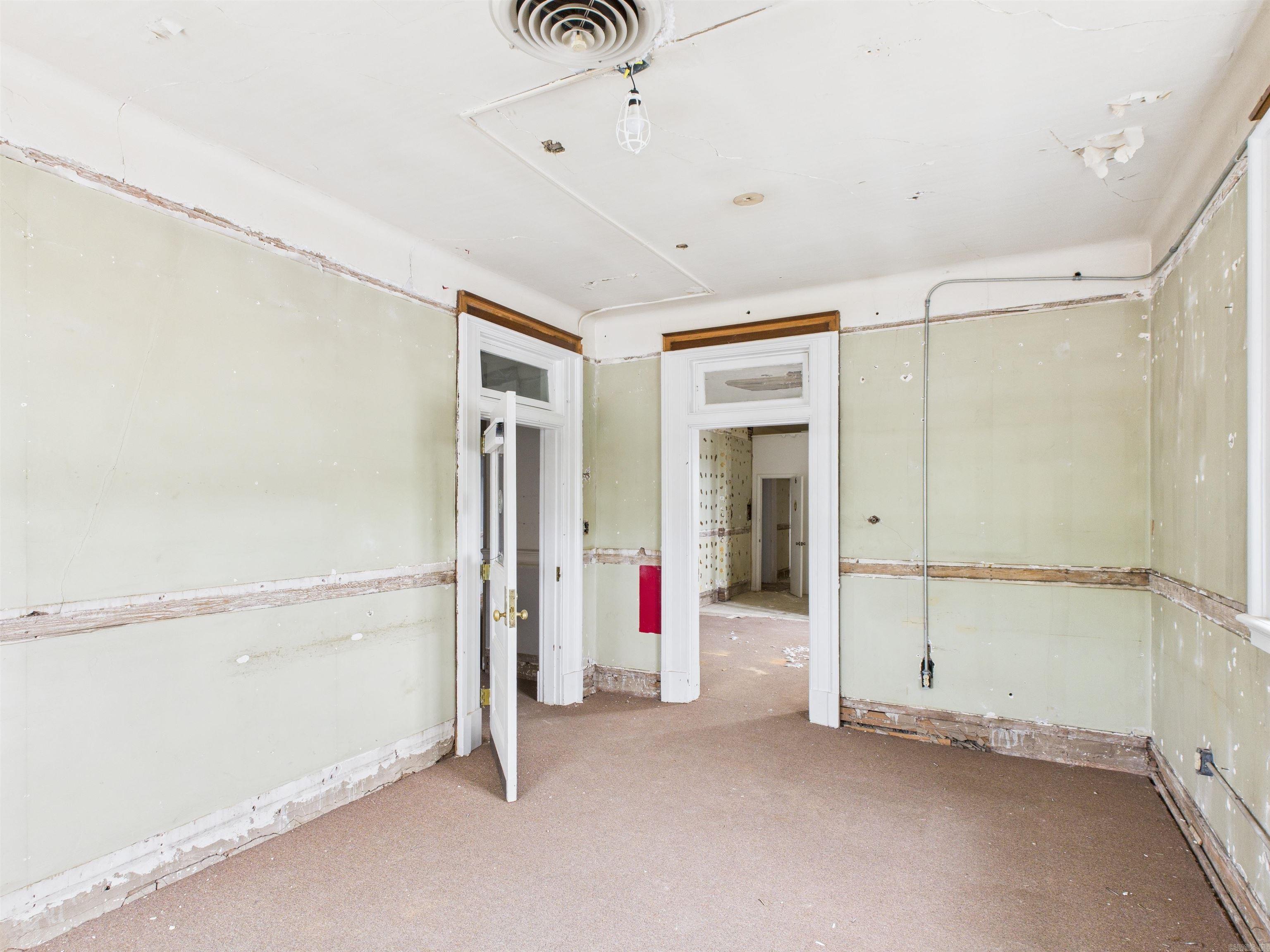 201 N Main  Harrison, AR