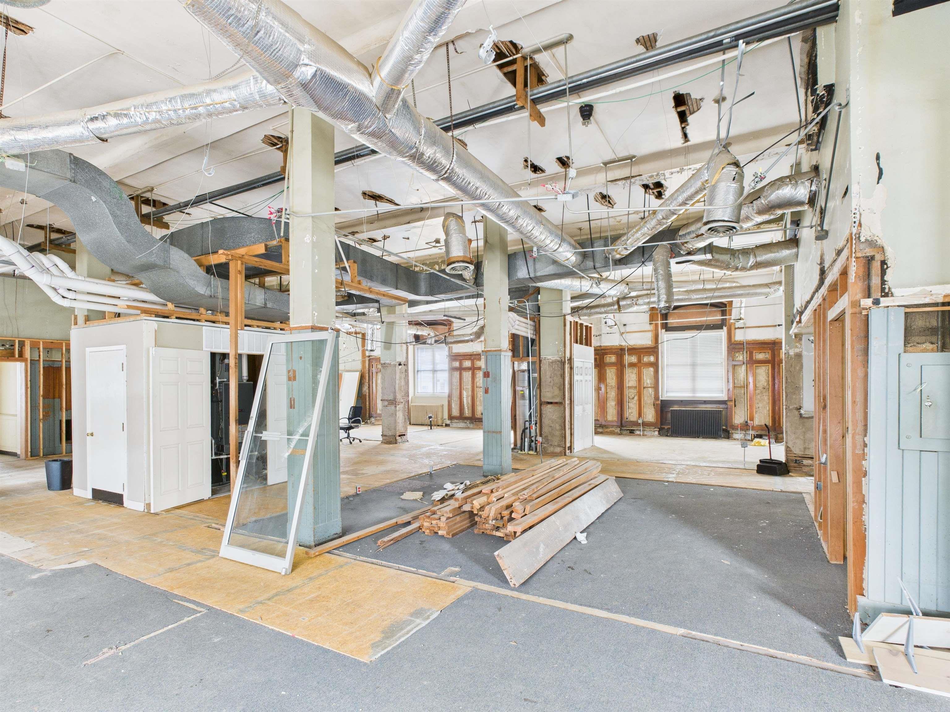 201 N Main  Harrison, AR