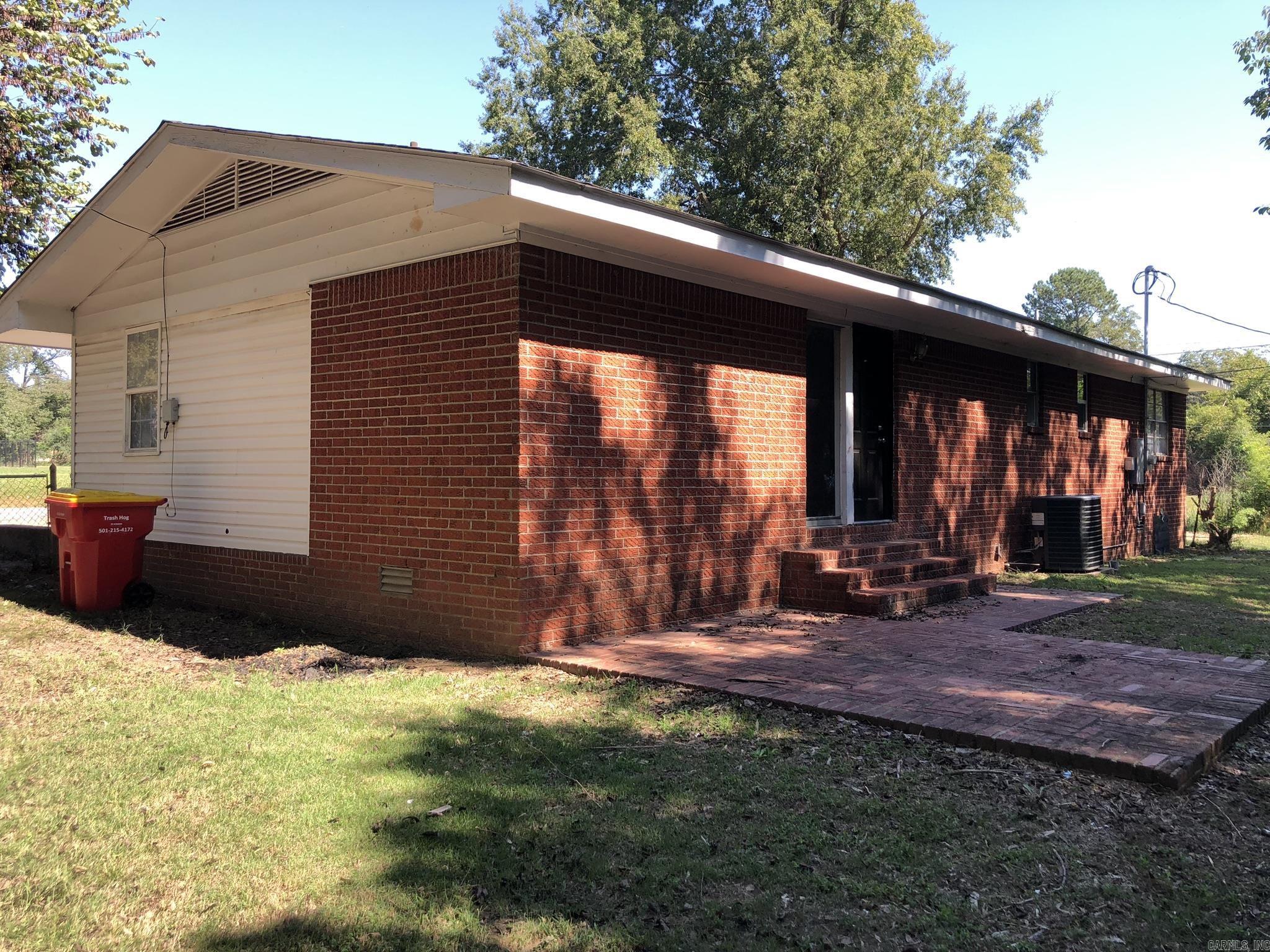 805 W Elm  Morrilton, AR