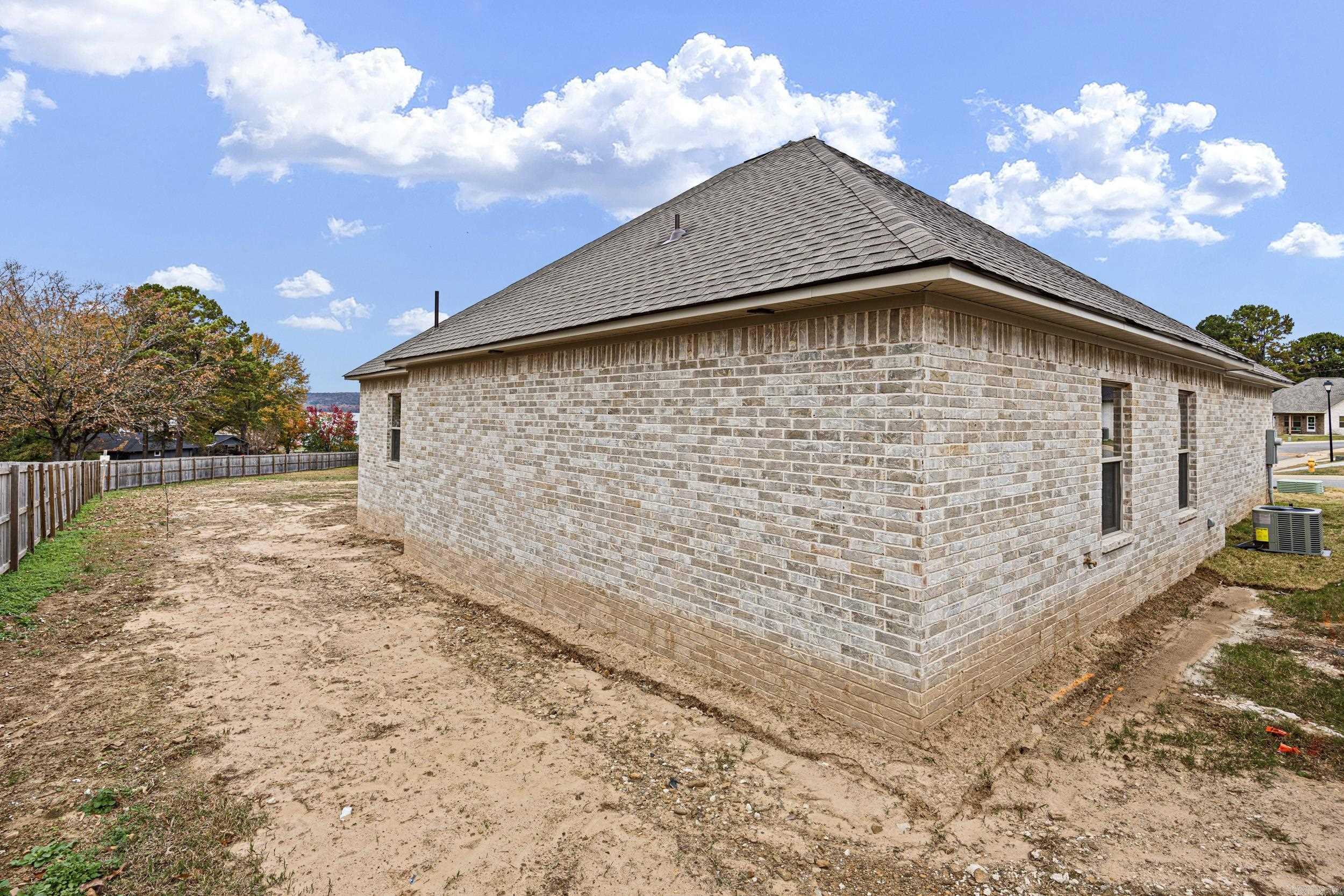 107 Harbor  Russellville, AR