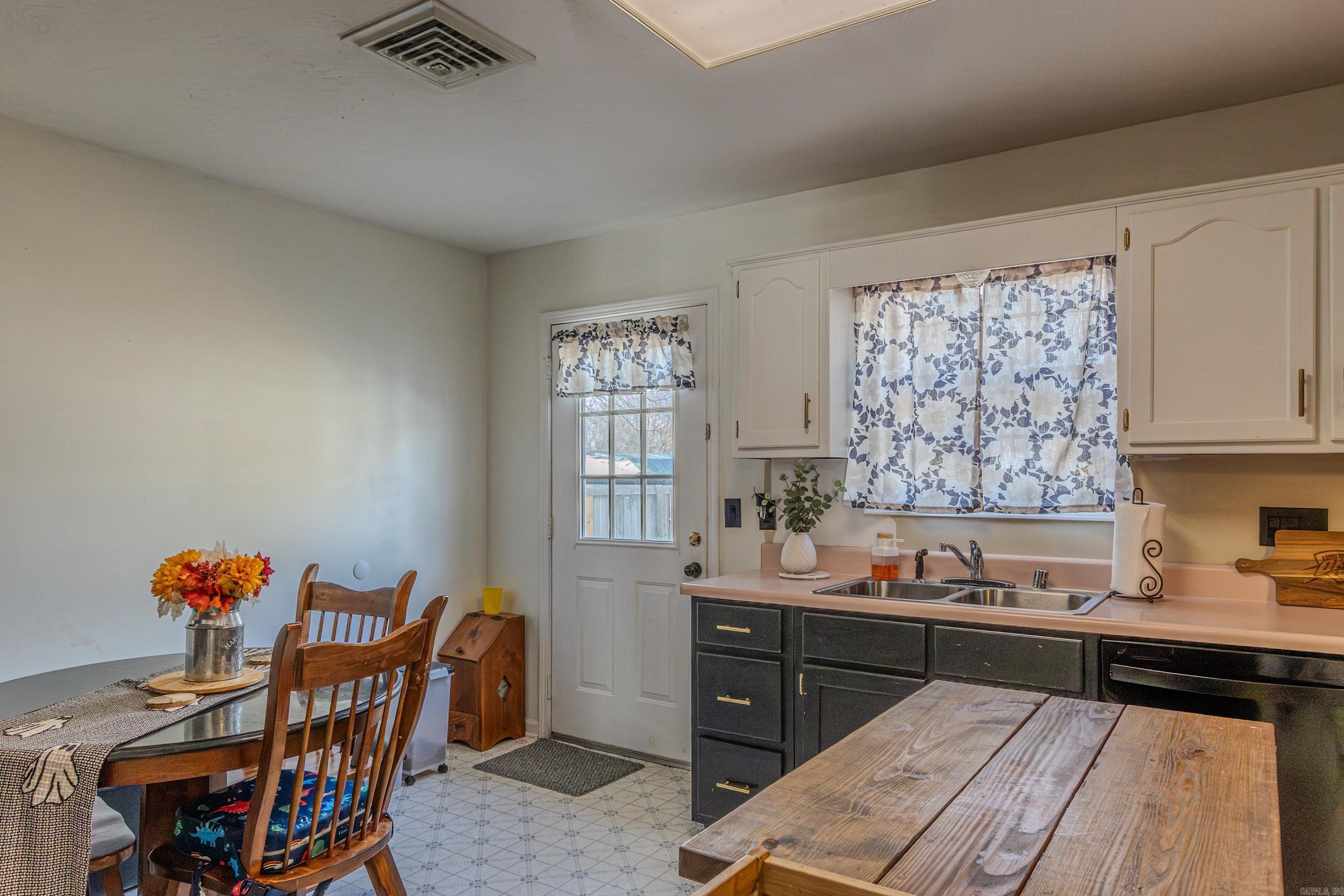 2903 Brookside  Paragould, AR