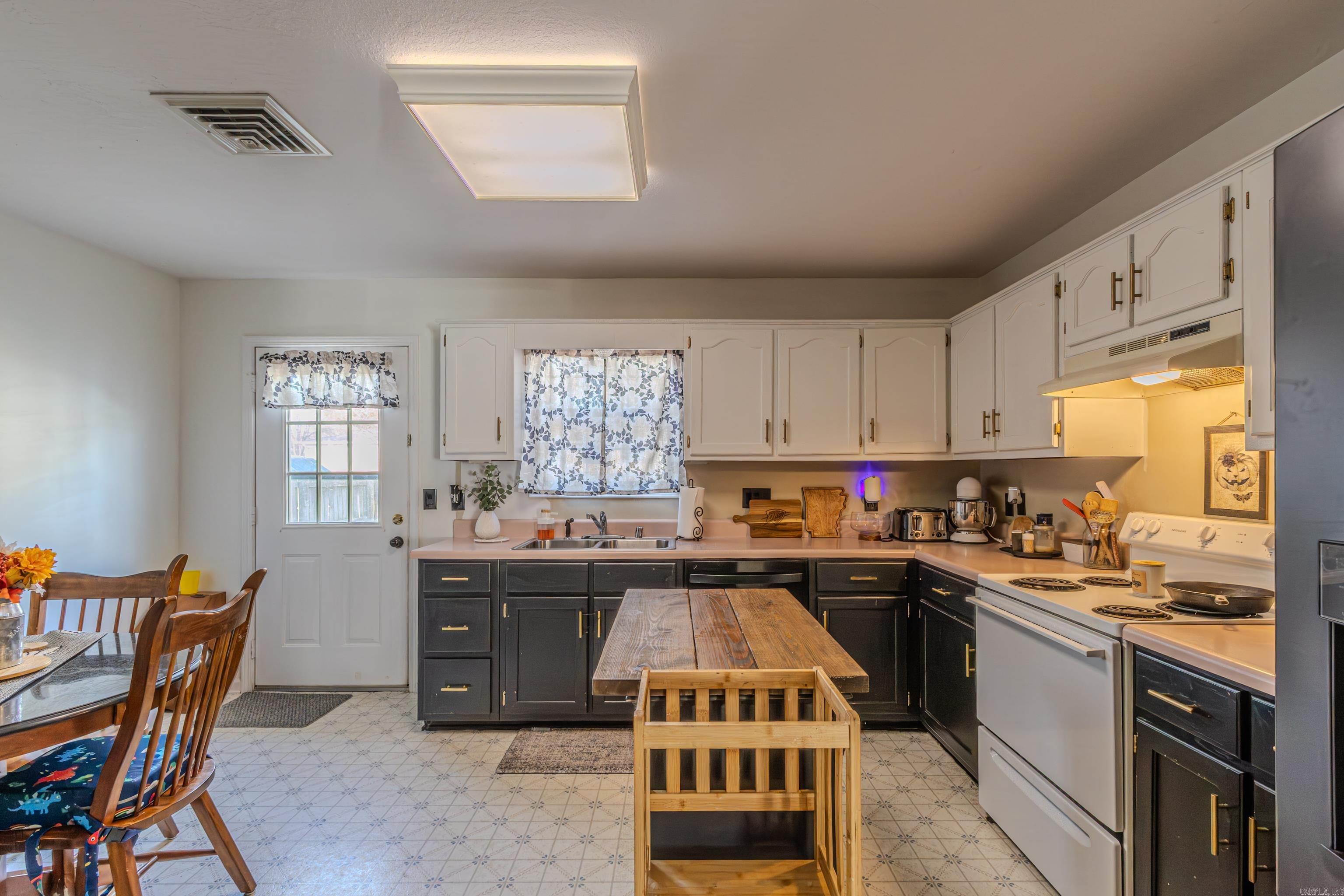 2903 Brookside  Paragould, AR