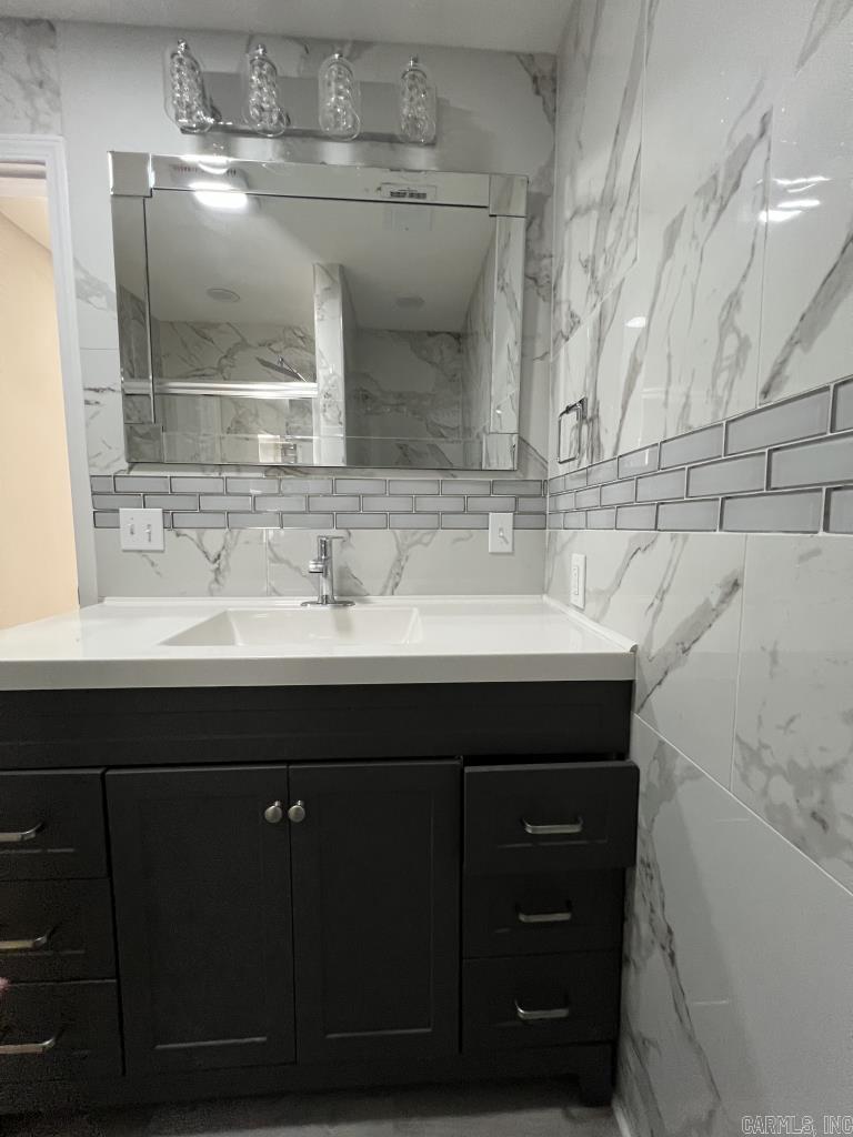 3 Grassy Lake  Mayflower, AR