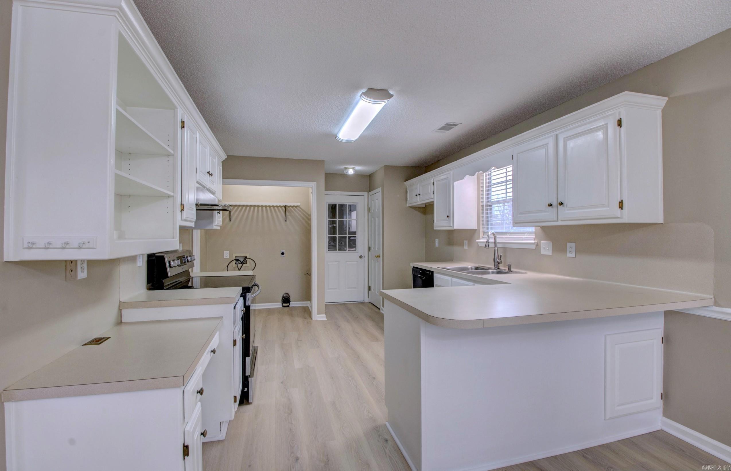 1075 Highland  Cabot, AR