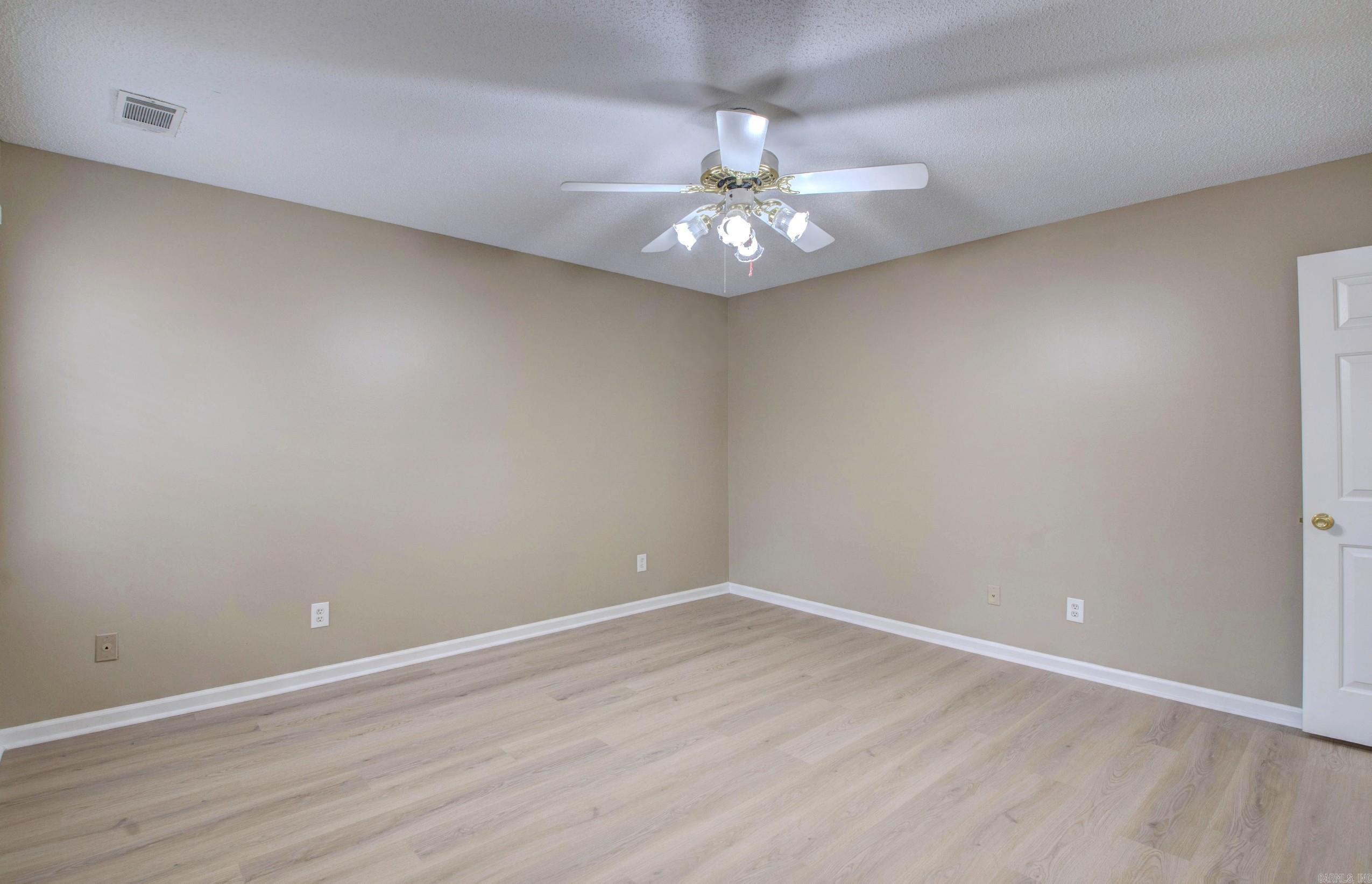 1075 Highland  Cabot, AR