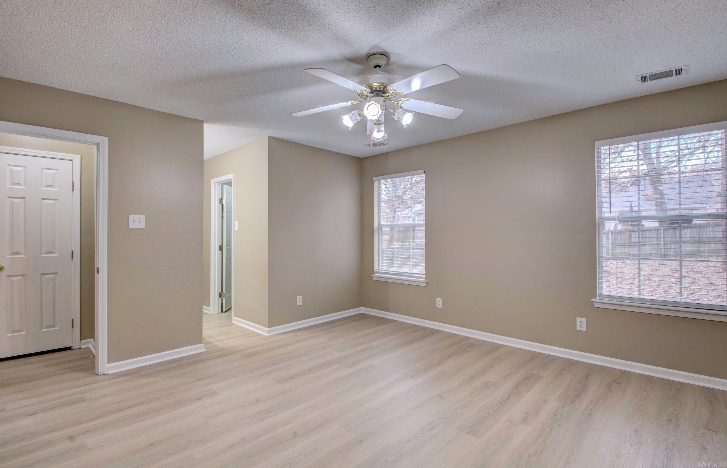 1075 Highland  Cabot, AR