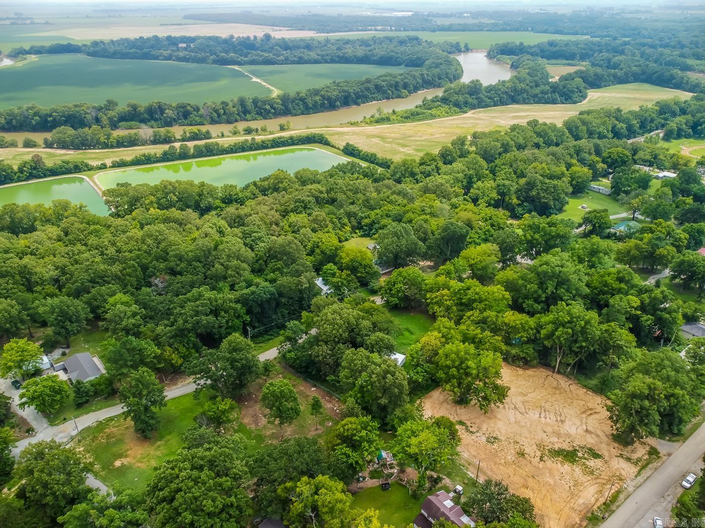 425 1st  Black Rock, AR