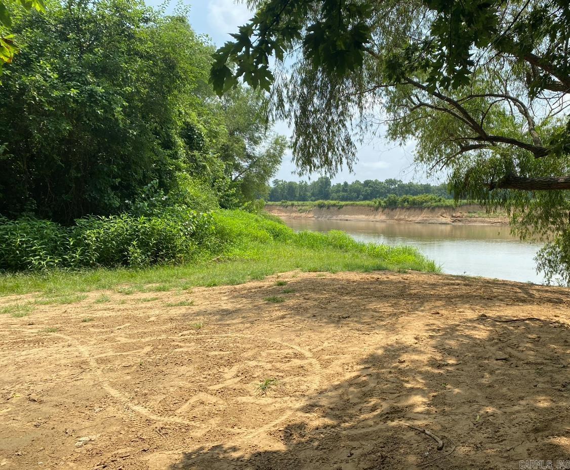 425 1st  Black Rock, AR